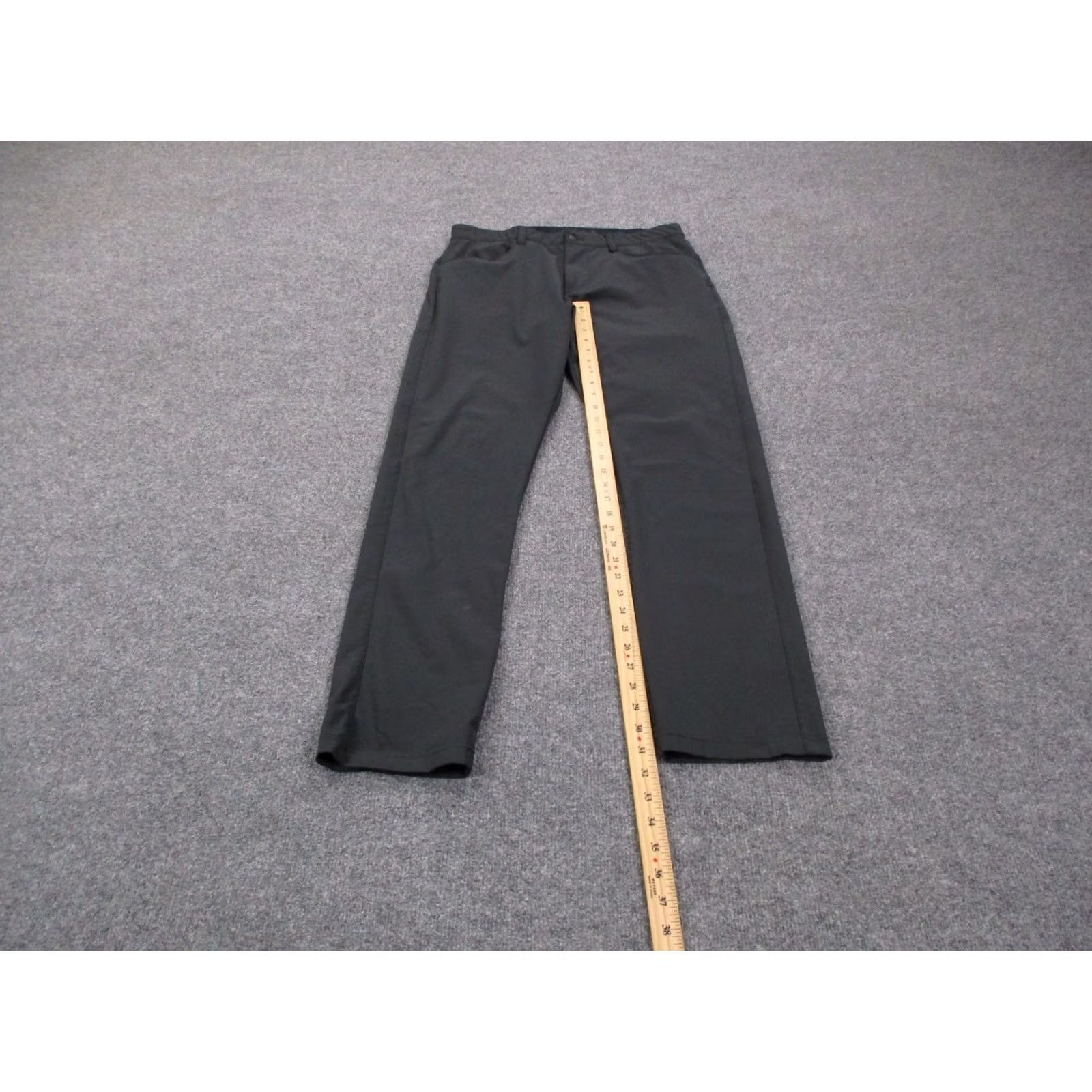 Vintage Bad Birdie Pants Mens 32 X 31 Gray Chino Performance Golf Outdoor Stretch Casual Pants Mens Gray Chino Outdoor Stretch Everyday Casual Pants Size US 32 / EU 48 - 3 Thumbnail