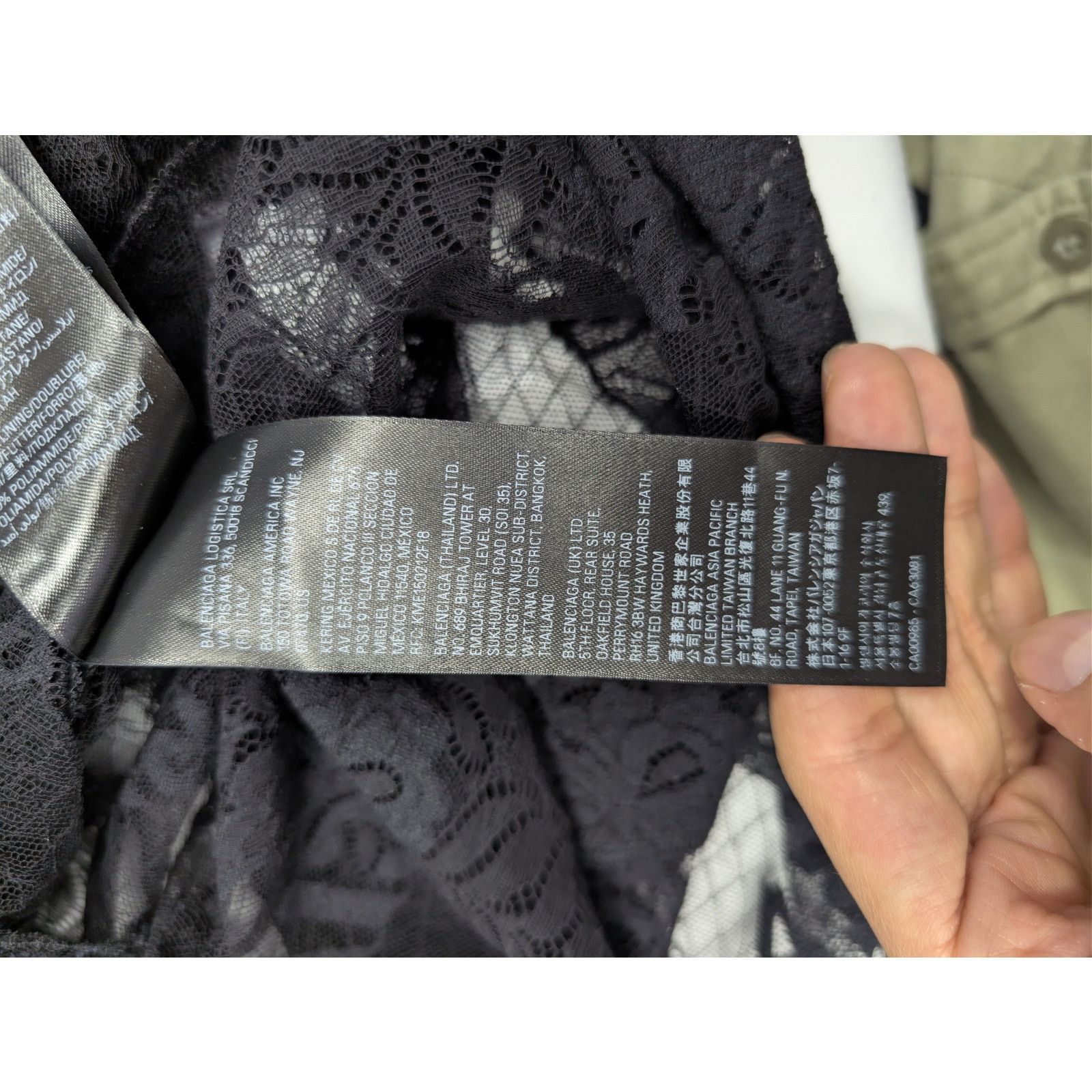 Balenciaga o1rshd1 Glove Dress Stretch Lace in Black Size S / US 4 / IT 40 - 22 Thumbnail