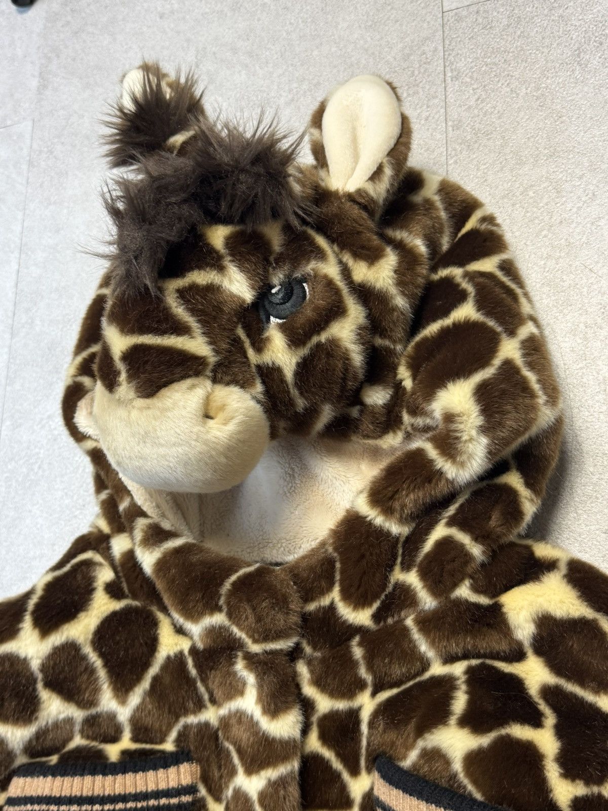 Dolce & Gabbana Dolce&Gabbana Giraffe Fur Coat Jacket Size US M / EU 48-50 / 2 - 5 Thumbnail