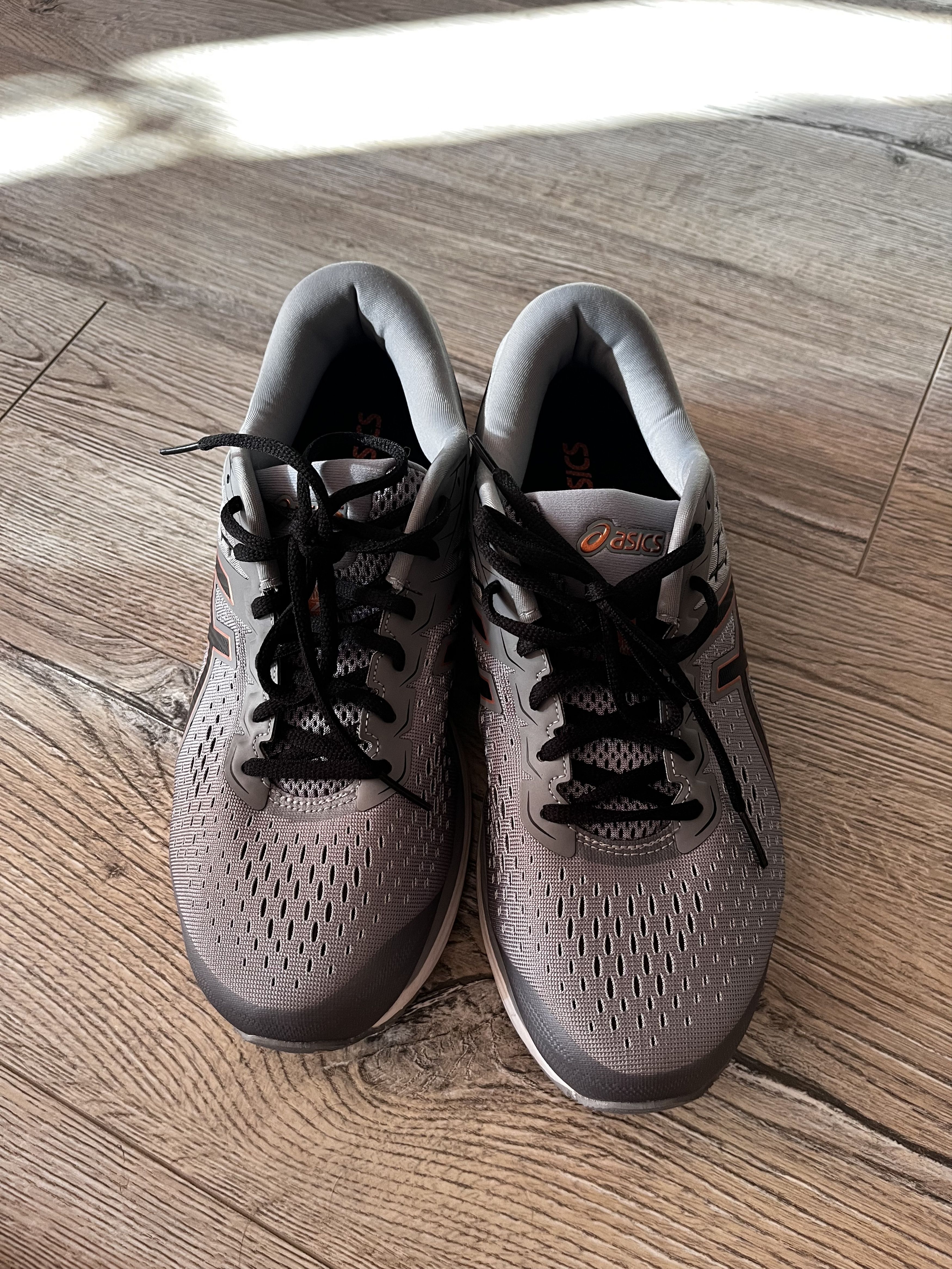 Asics Asics cumulus 21 Size US 10.5 / EU 43-44 - 3 Thumbnail