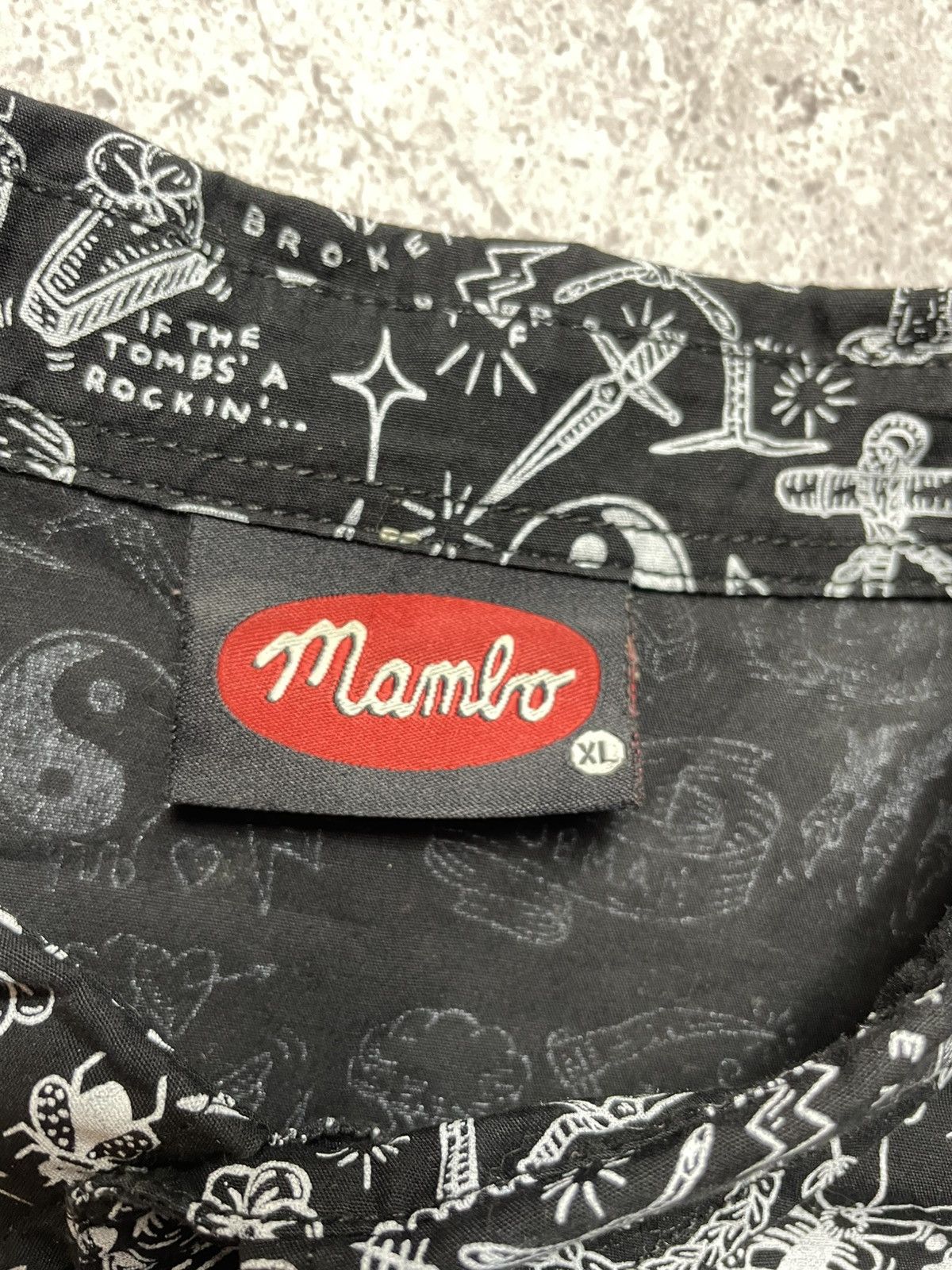 Mambo RARE Mambo Crazy Hawaiian Black Monogram Shirt Size US L / EU 52-54 / 3 - 3 Thumbnail