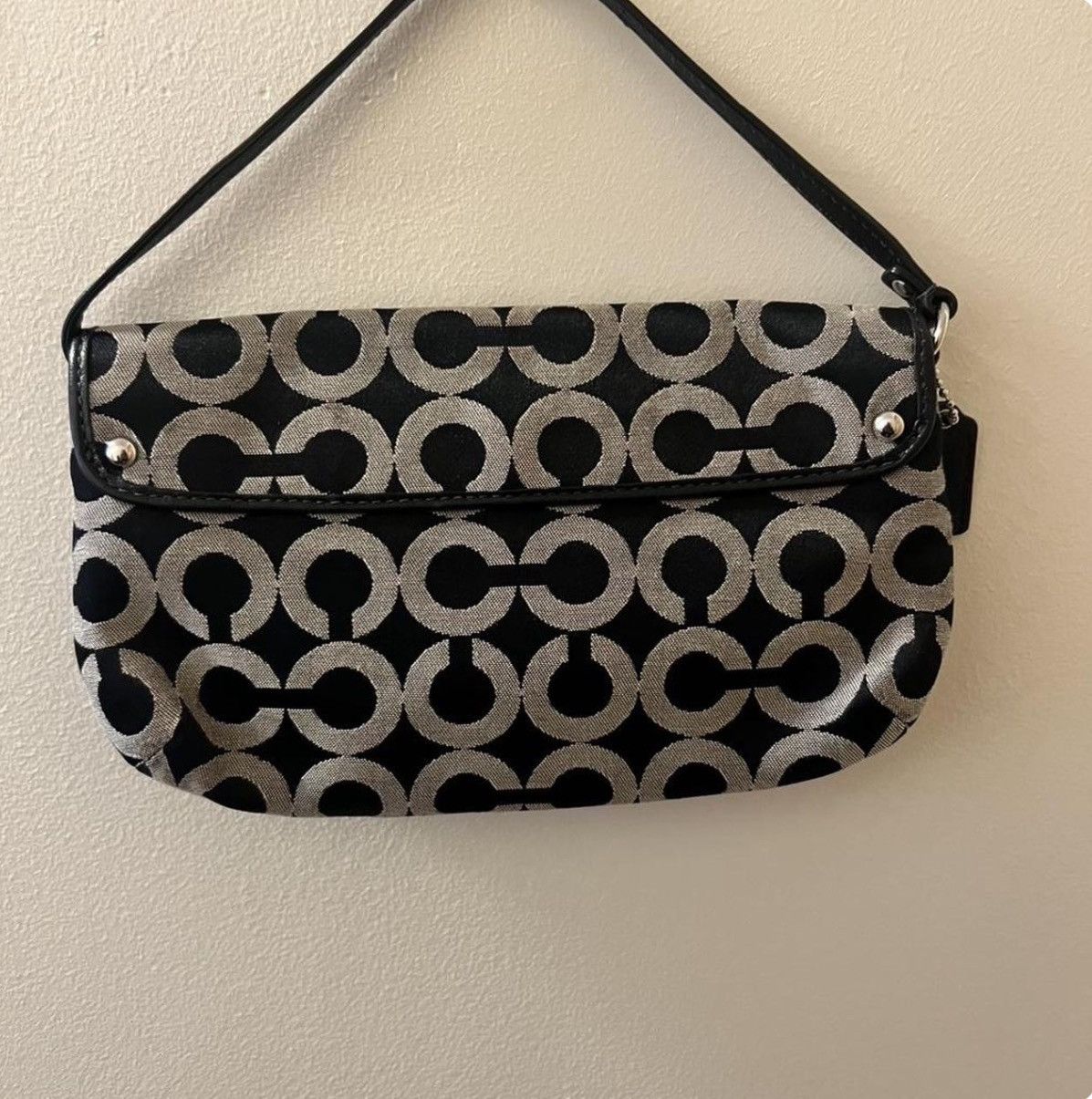 Coach Coach - Kristin Op Art Black & Gray Jacquard Wristlet Size ONE SIZE - 3 Thumbnail