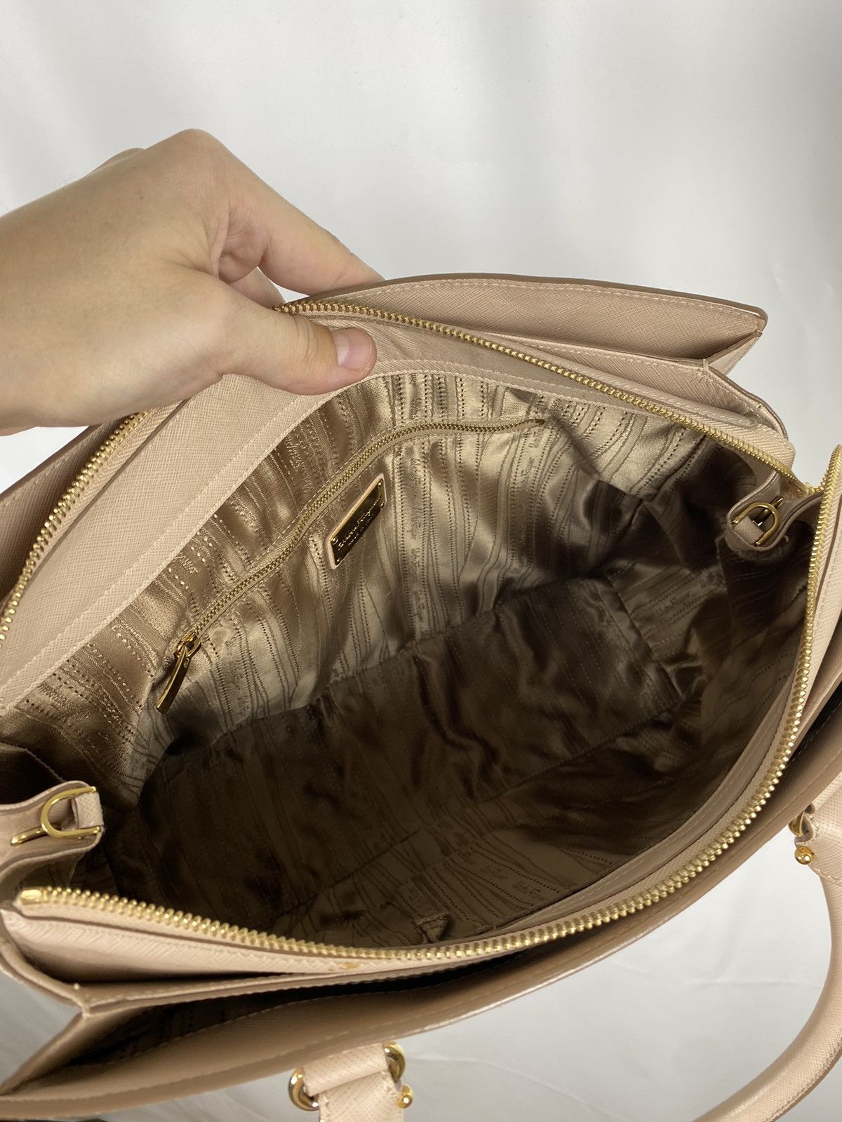 Salvatore Ferragamo Salvatore Ferragamo Becky Tote Bag Saffiano Leather Size ONE SIZE - 14 Thumbnail