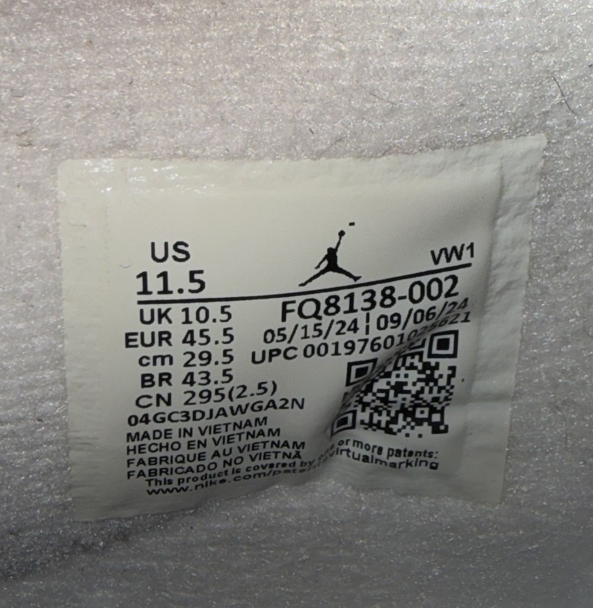 Jordan Brand Jordan 4 “Fear” Size US 11.5 / EU 44-45 - 7 Thumbnail