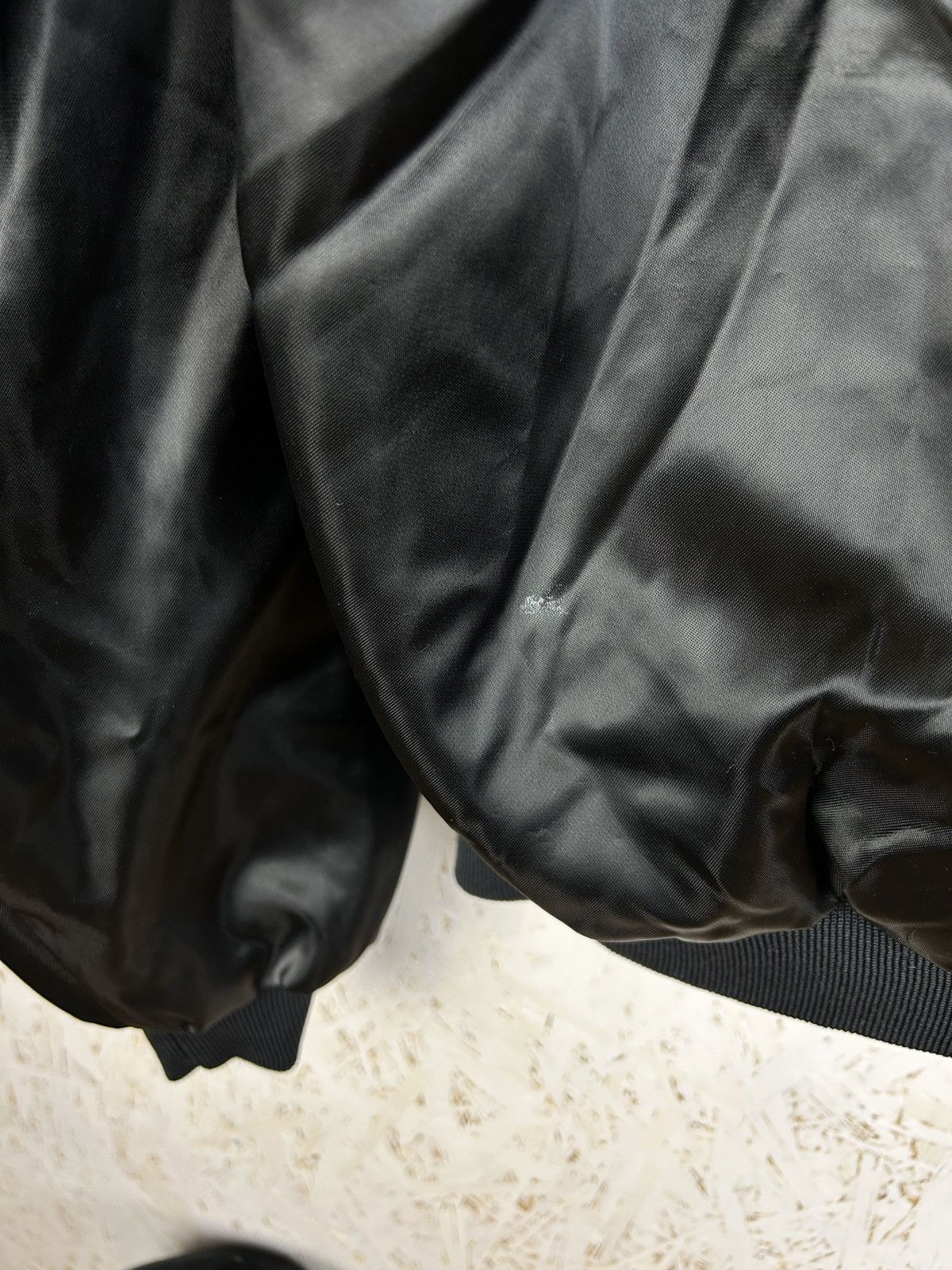 Chalk Line 90s Chalk Line Orlando Magic NBA Satin Bomber Jacket Black L Size US L / EU 52-54 / 3 - 4 Thumbnail