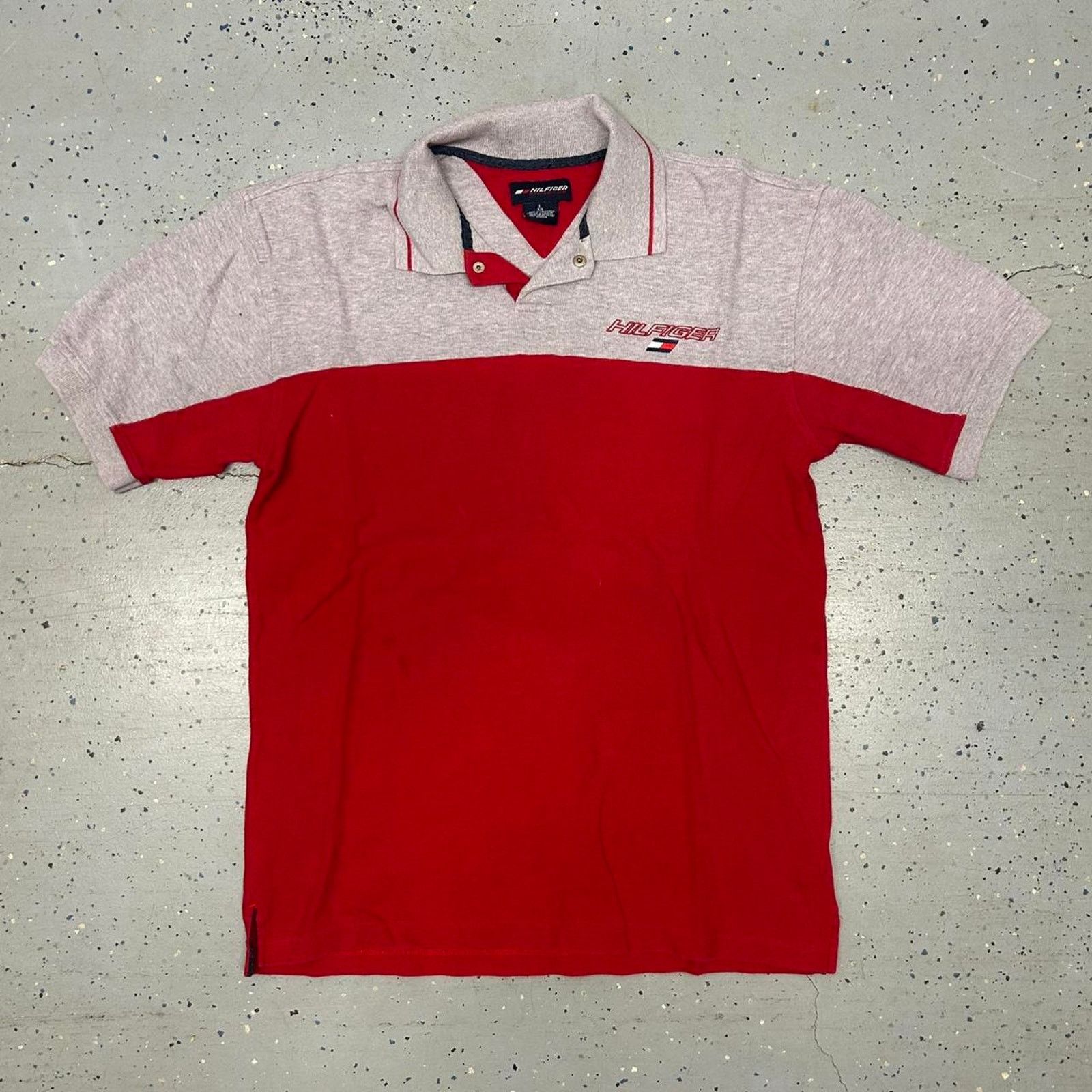 Tommy Hilfiger VTG/Y2K Red and grey Tommy Hilfiger polo shirt Size US L / EU 52-54 / 3 - 1 Thumbnail