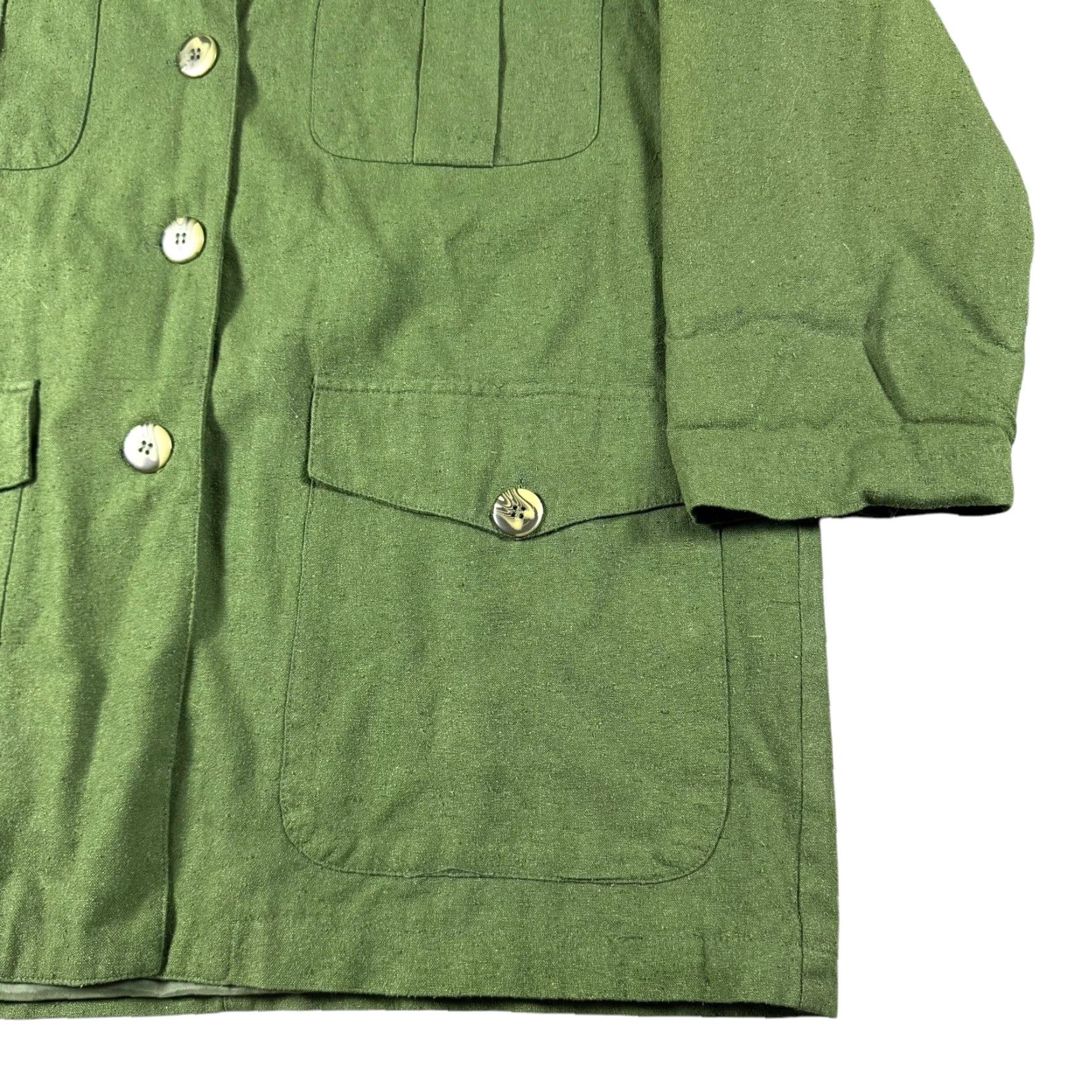 Vintage VINTAGE Silk Shirt White Stag Button-Up Long Sleeve Blouse Women’s Small Green Flutter Sleeve Size S / US 4 / IT 40 - 2 Thumbnail