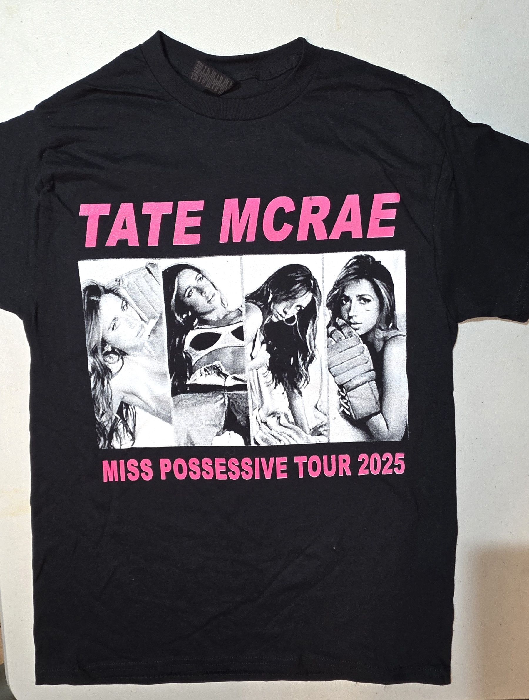 Gildan Tate McRae 2025 Miss Possessive Tour Shirt Black Size US L / EU 52-54 / 3 - 1 Thumbnail