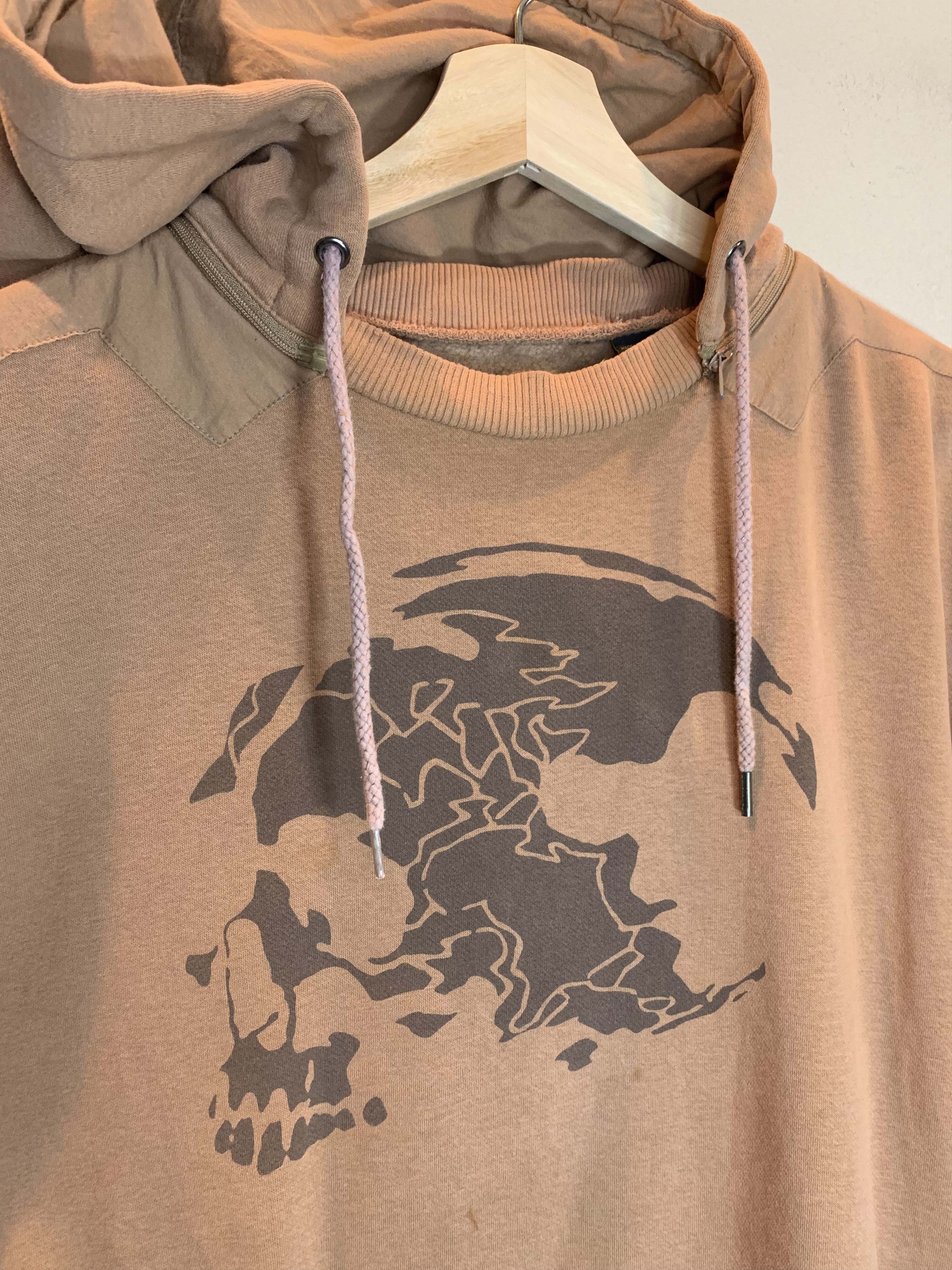 Vintage *RARE* Vintage Metal Gear Solid Peace Walker Hoodie Crewneck Size US L / EU 52-54 / 3 - 2 Thumbnail