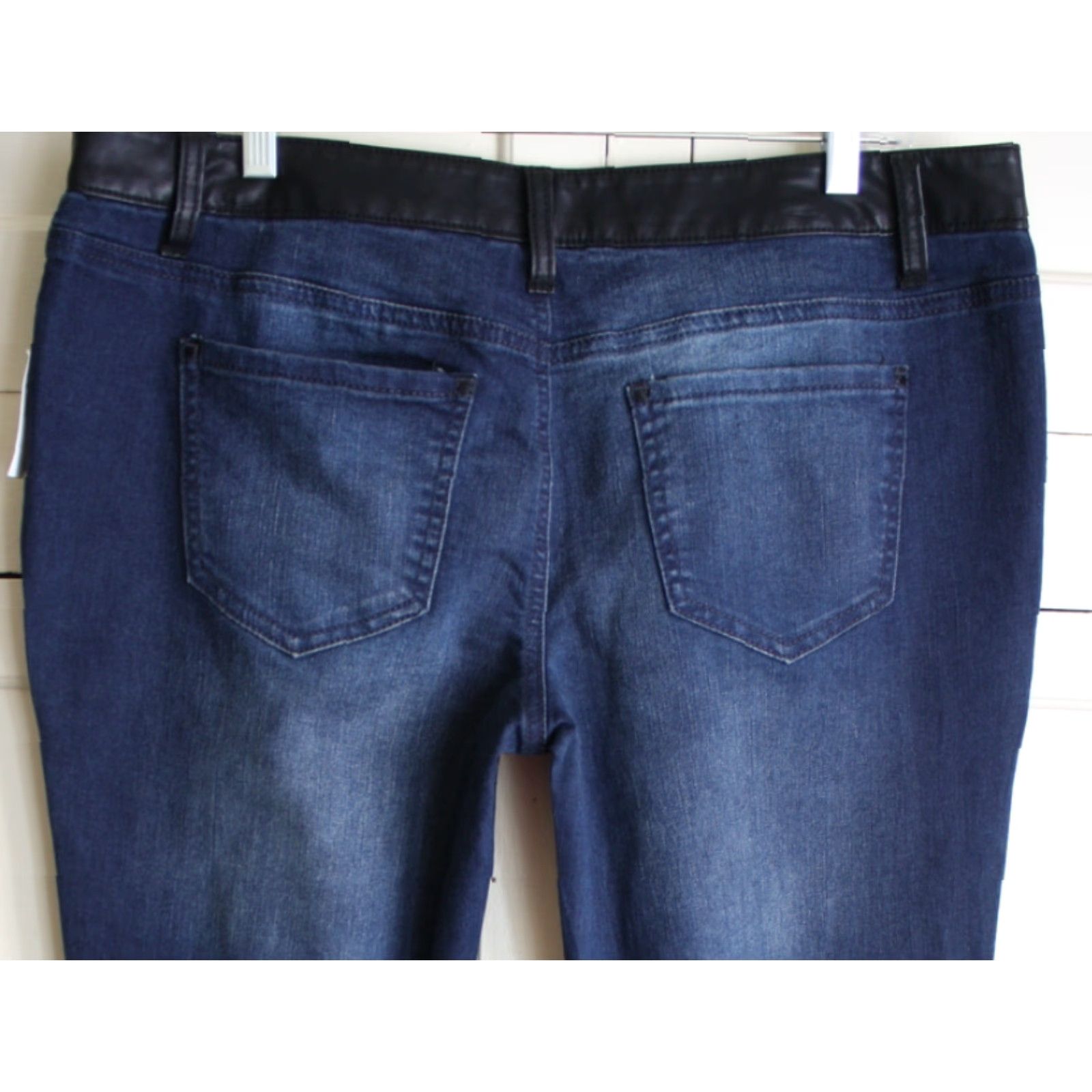 Denime VINTAGE Something Trickie Dark Denim Slim Skinny Jeans Jr's Size 15 Blue Womens Juniors 32in Inseam 79% Cotton 20% Polyester 1% Spandex Size 36" / US 14 / IT 50 - 5 Thumbnail