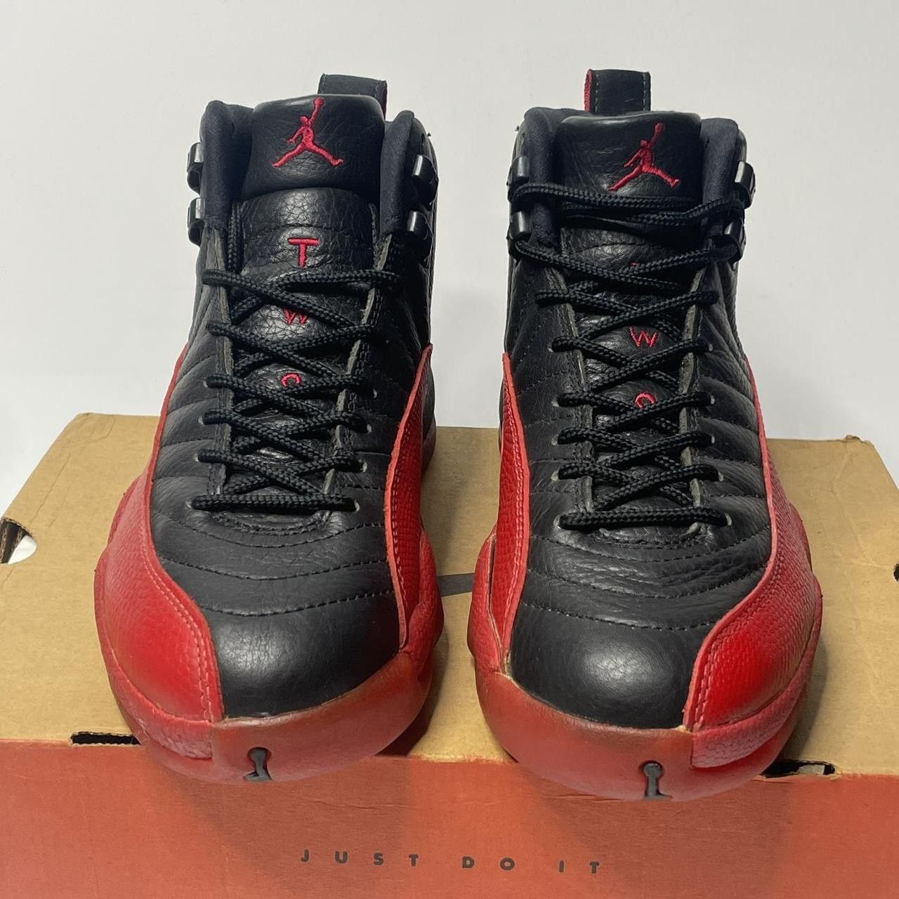 Jordan Brand Jordan 12 Flu Game 1997 Size US 8 / EU 41 - 2 Thumbnail