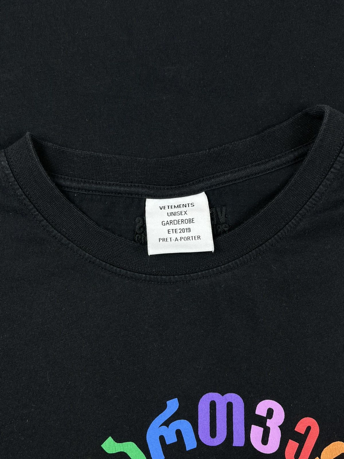 Vetements SS19 Vetements Georgia Flag Rainbow Tshirt Black Size US M / EU 48-50 / 2 - 5 Thumbnail