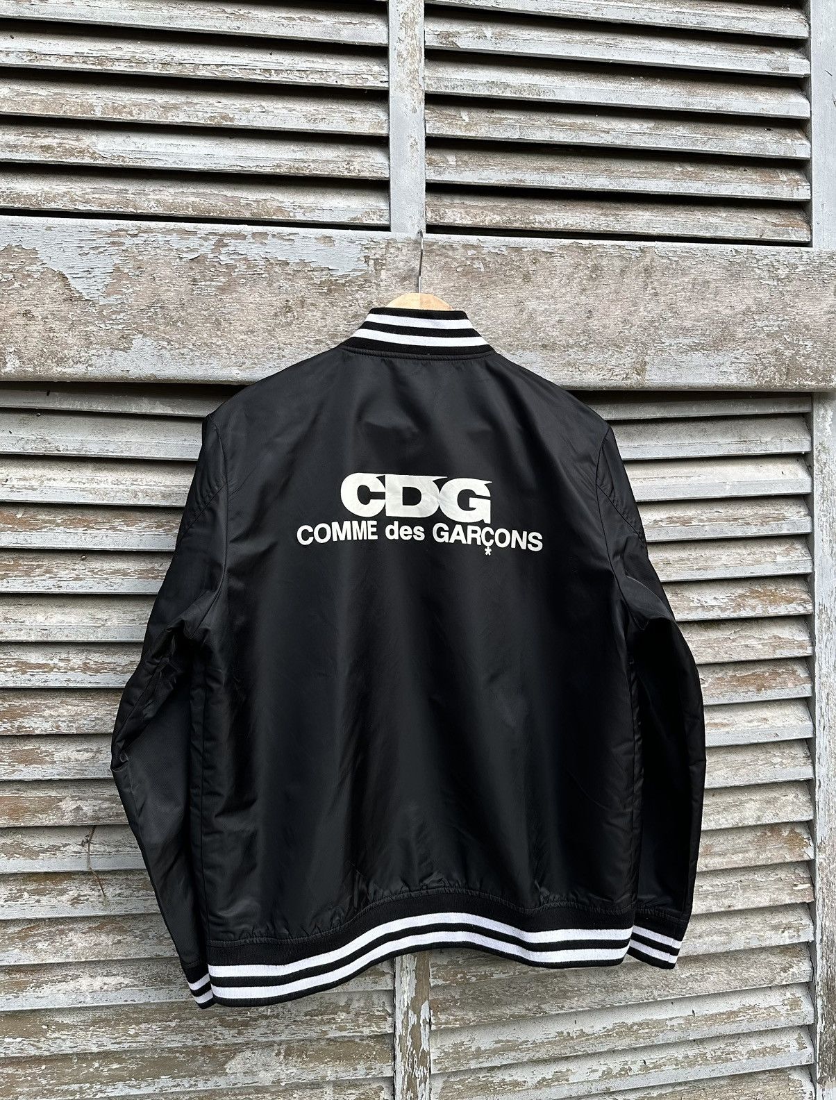 Comme des Garcons AD2018 Comme Des Garcons Big Logo Bomber Jacket Size US M / EU 48-50 / 2 - 5 Thumbnail