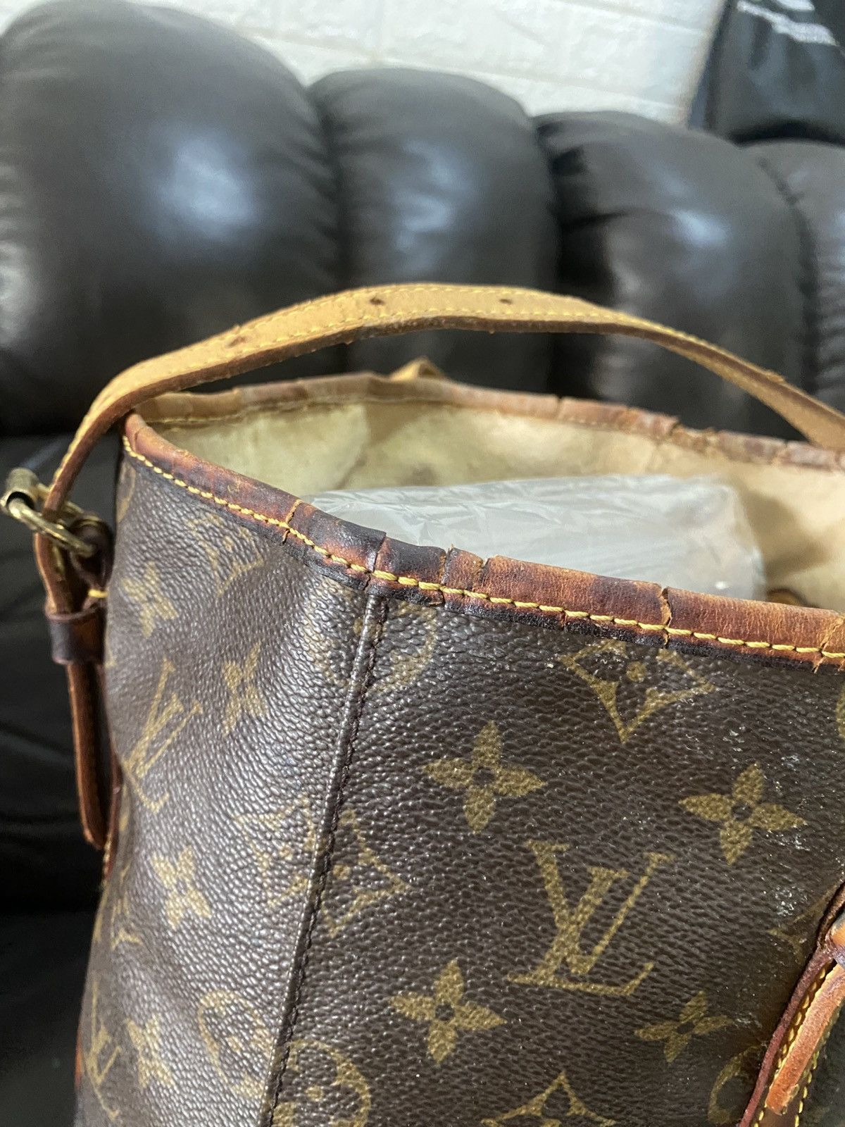 Louis Vuitton Authentic Louis Vuitton Monogram Bucket GM Size ONE SIZE - 7 Thumbnail