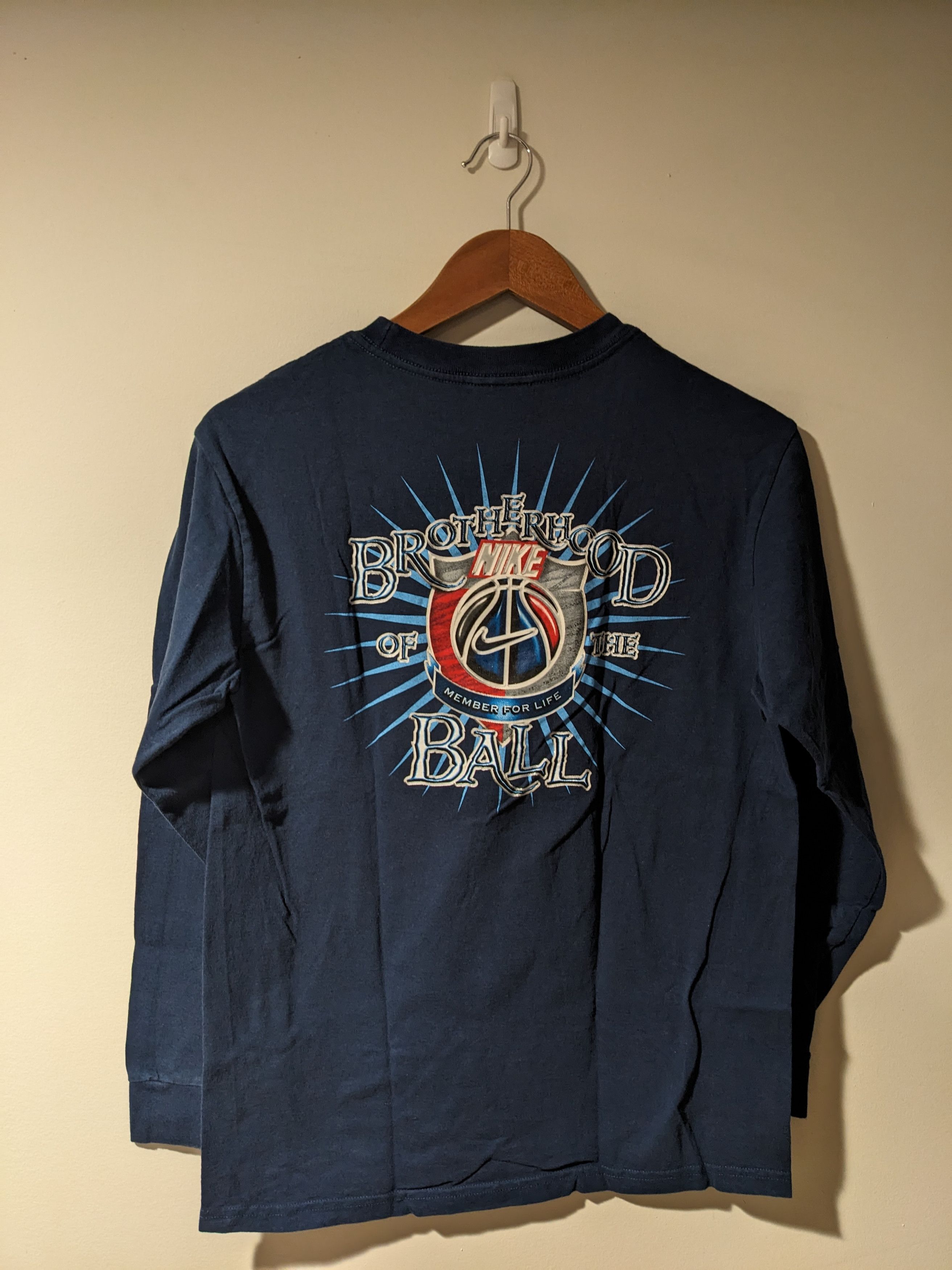 Nike × Vintage Vintage Y2K Nike Basketball Youth Large Long-Sleeve T-Shirt Size US L / EU 52-54 / 3 - 1 Thumbnail