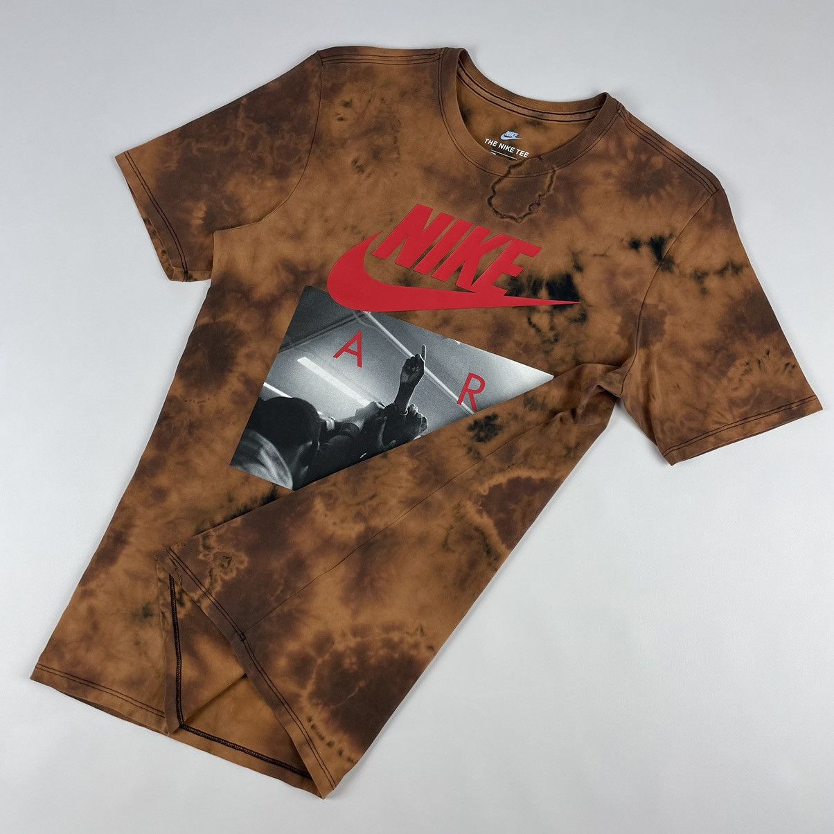 Nike Nike Custom T-shirt big logo Size US M / EU 48-50 / 2 - 6 Thumbnail