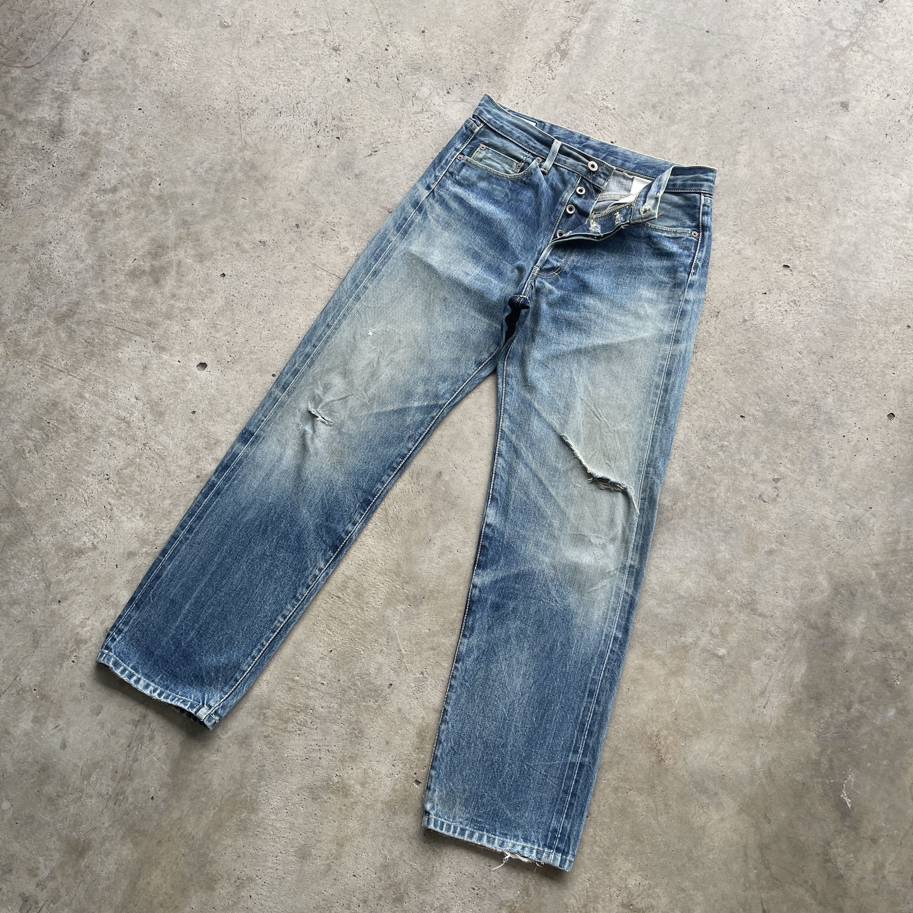 Faded Glory × Paul Smith PAUL SMITH DISTRESSED SELVEDGE JEANS FADED PANTS DENIM W31 Size US 31 - 1 Thumbnail