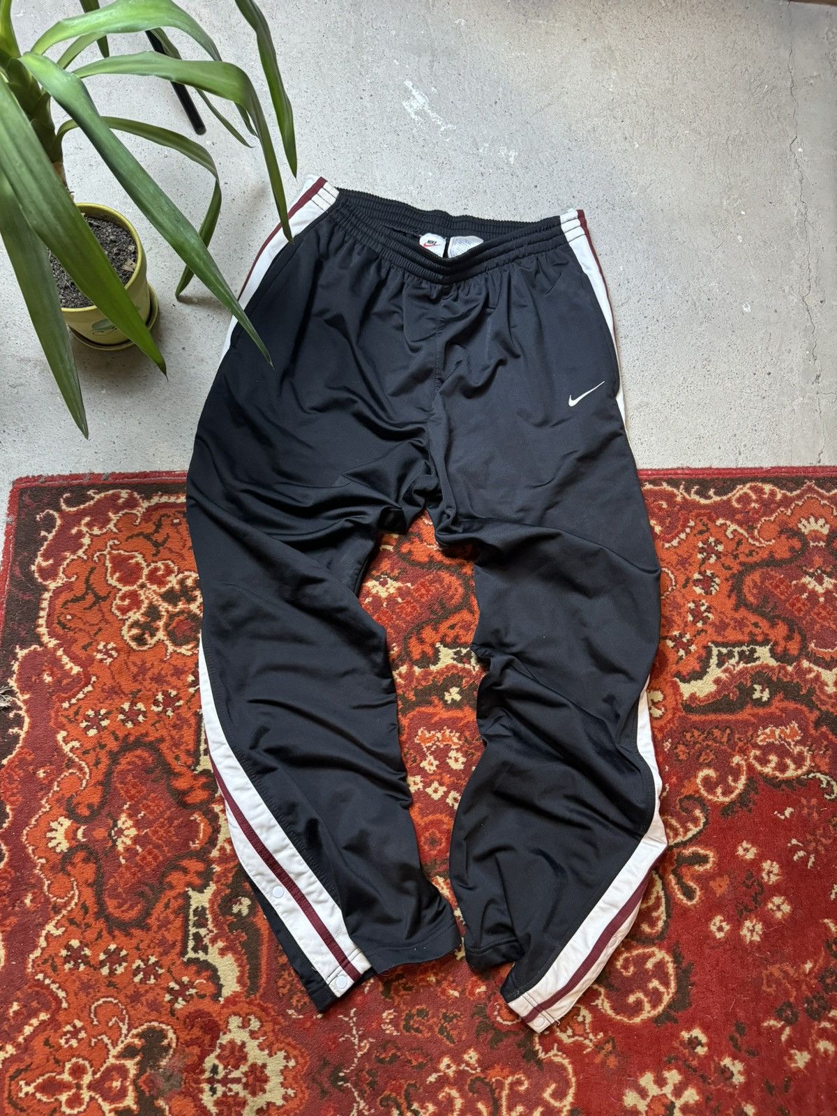 Vintage Y2K Nike Swoosh Logo Stripe Track Baggy Pants