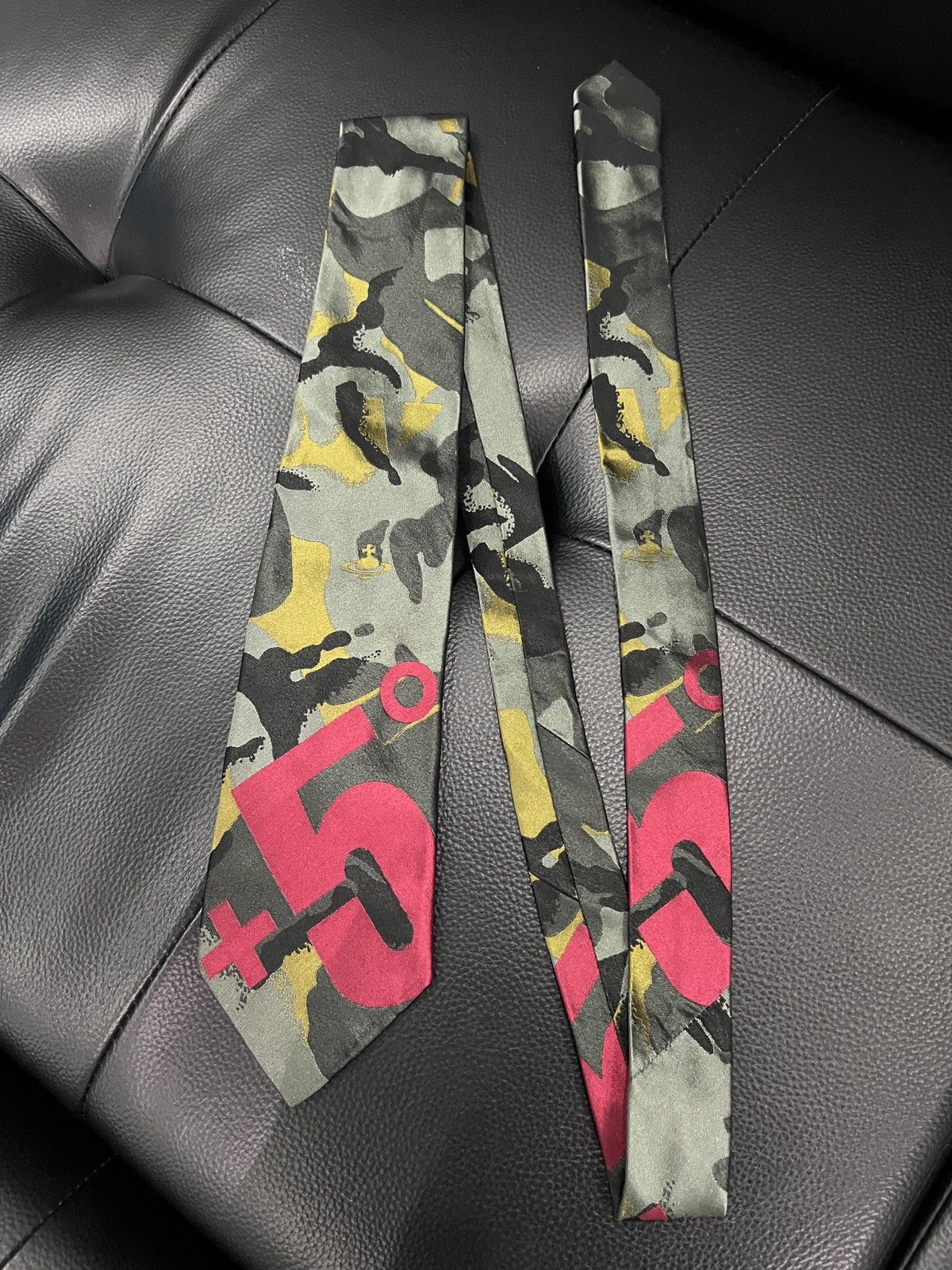 Vivienne Westwood Vivienne Westwood +5 Saturn Camouflage Tie Size ONE SIZE - 3 Thumbnail