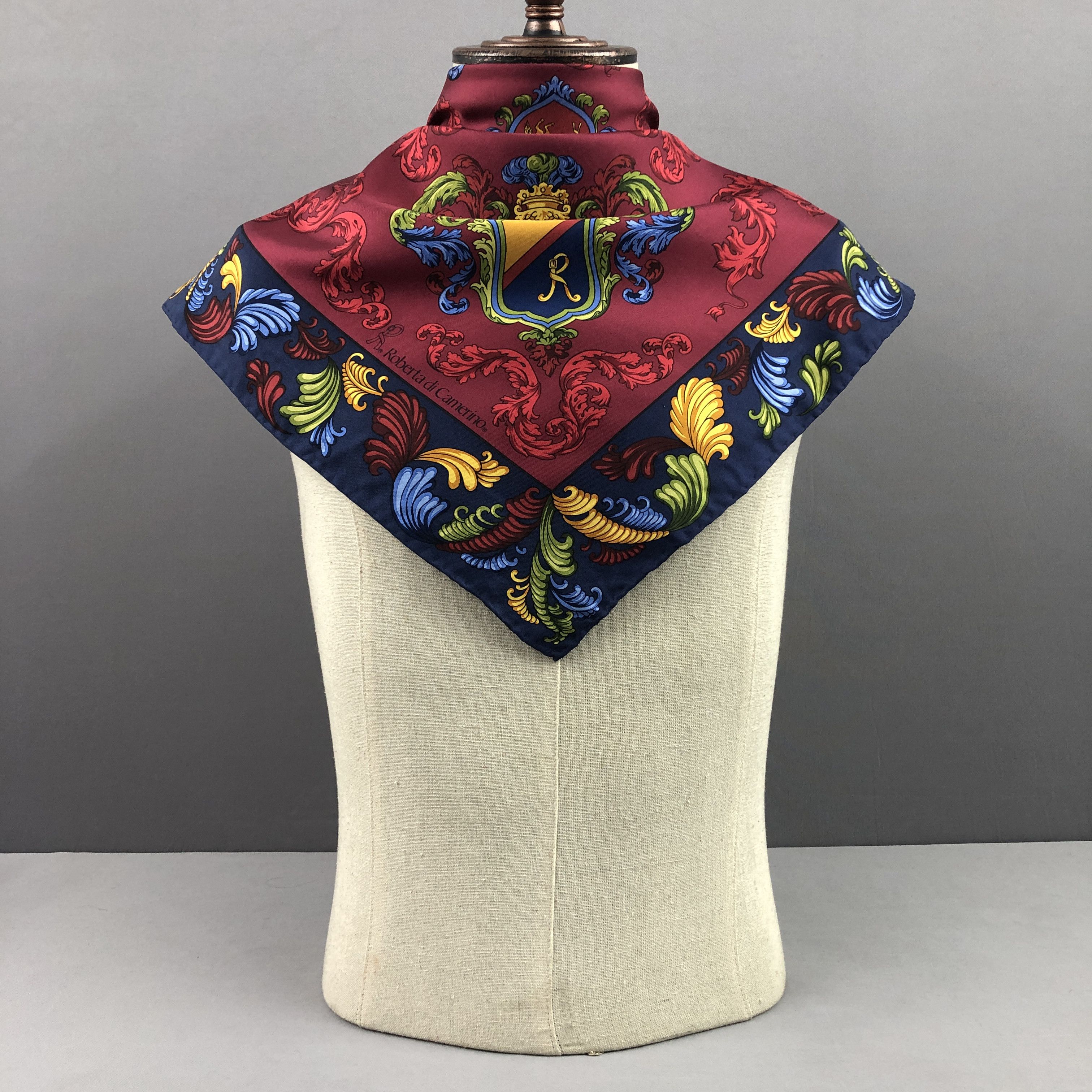 Roberta di Camerino × Vintage Vintage Roberta di Camerino SILK Scarf Twill Stole Wraps Size ONE SIZE - 3 Thumbnail