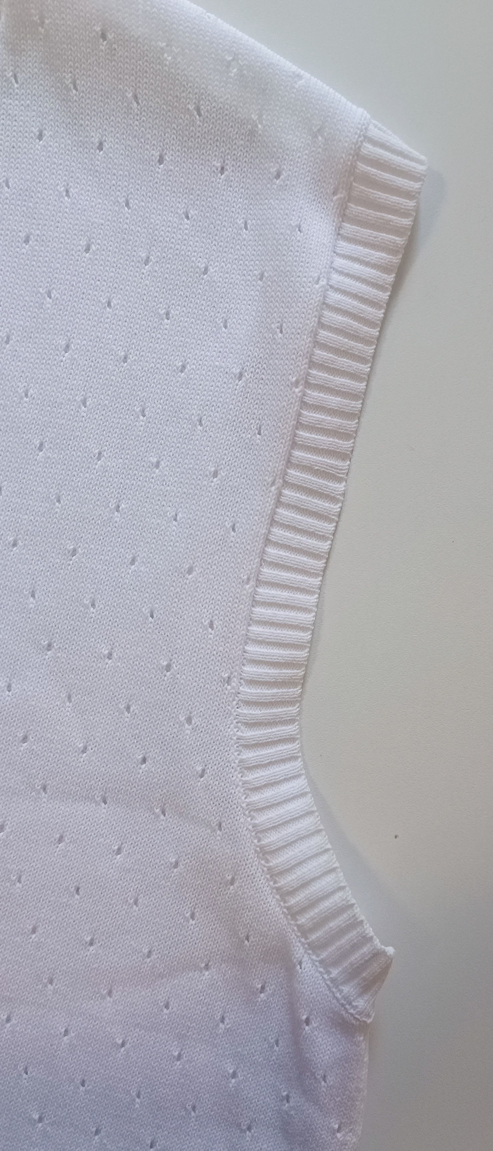 Dior Sleeveless perforated cotton top Size US S / EU 44-46 / 1 - 19 Thumbnail
