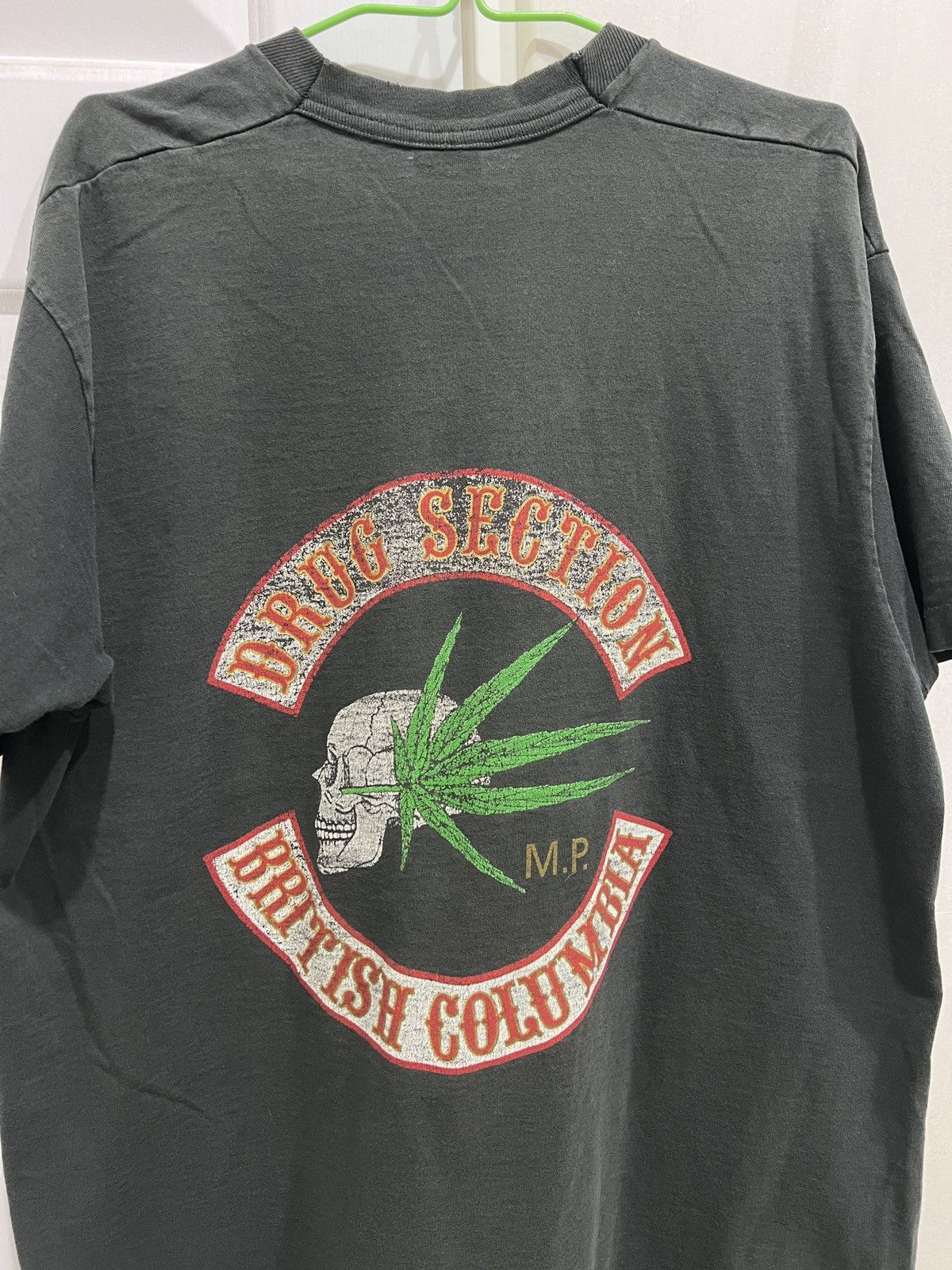 VTG. 90s Drug Section skull marijuana weed graphic Faded XL
