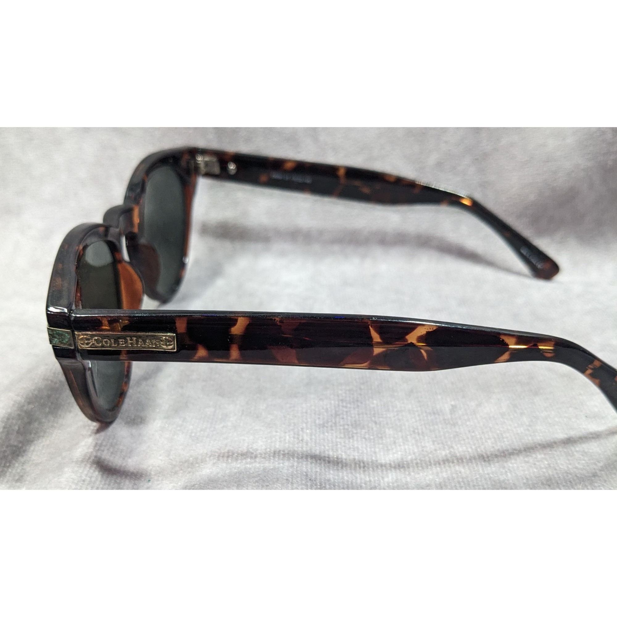 Cole Haan Cole Haan Retro C6090 Keyhole Bridge Tortoise Sunglasses Size ONE SIZE - 4 Thumbnail