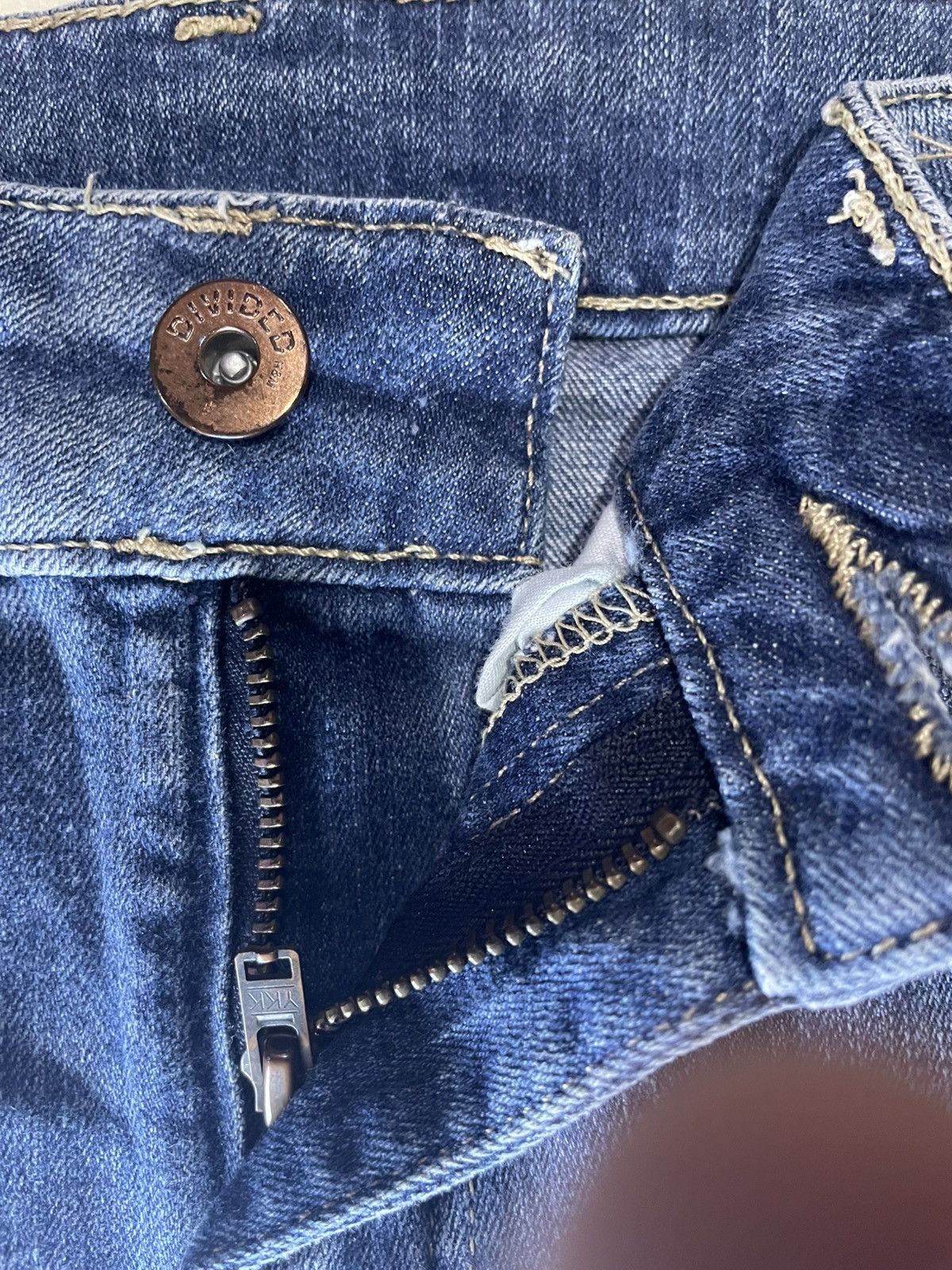 Divided Vintage Skinny Distress Faded Denim Jeans Size US 27 - 6 Thumbnail