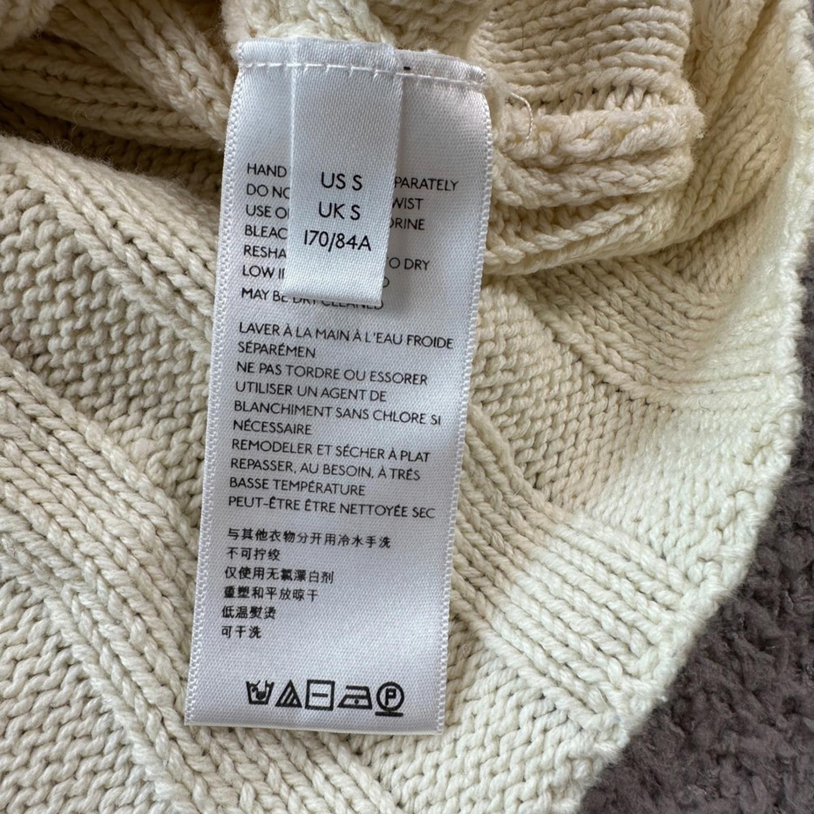 Urban Outfitters Urban Outfitters Cream Ribbed Knit Cropped V Neck Sweater S Size S / US 4 / IT 40 - 6 Thumbnail