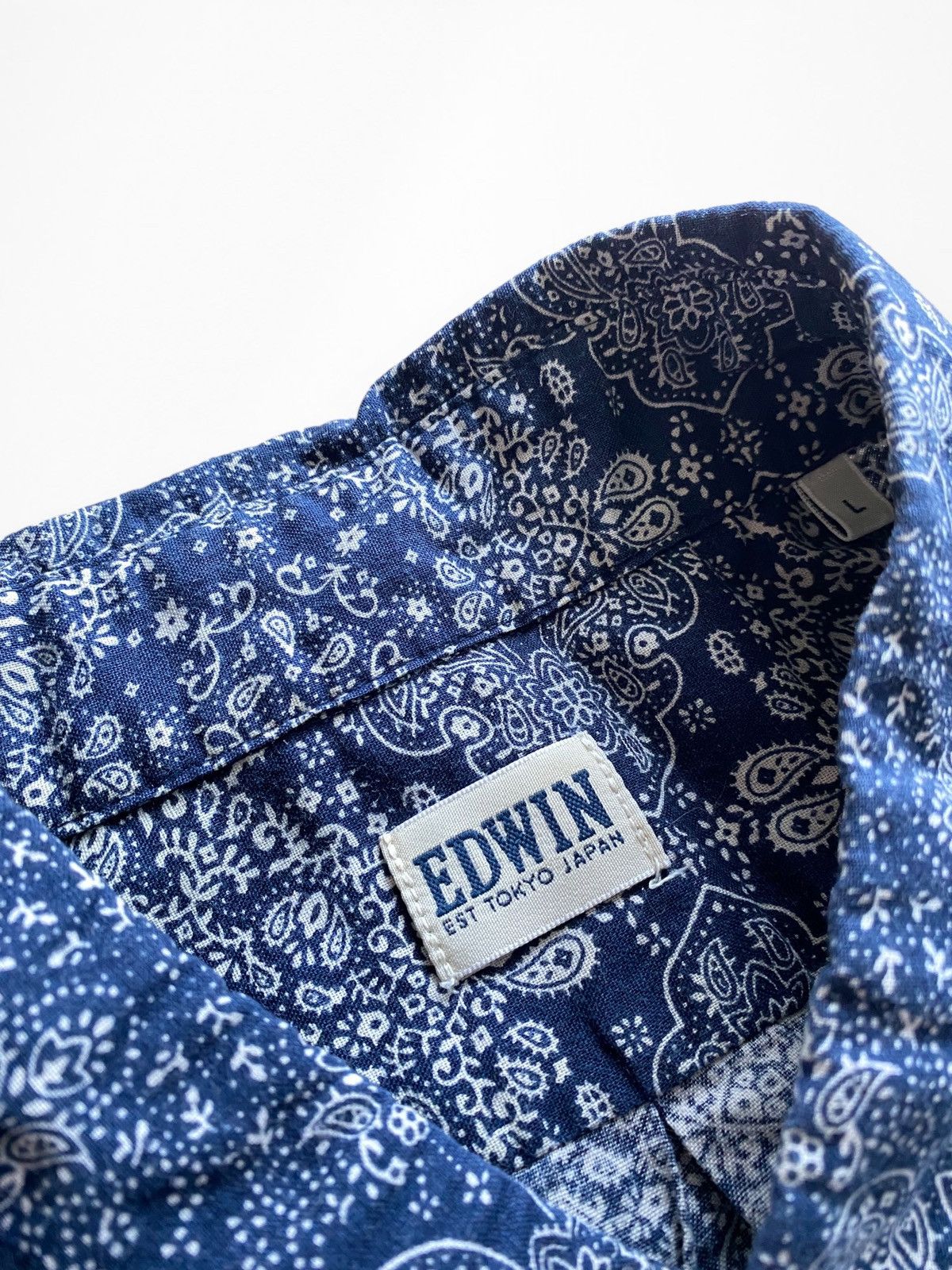 Edwin EDWIN Classic Regular bandana Print SS gang Shirt Size US L / EU 52-54 / 3 - 3 Thumbnail