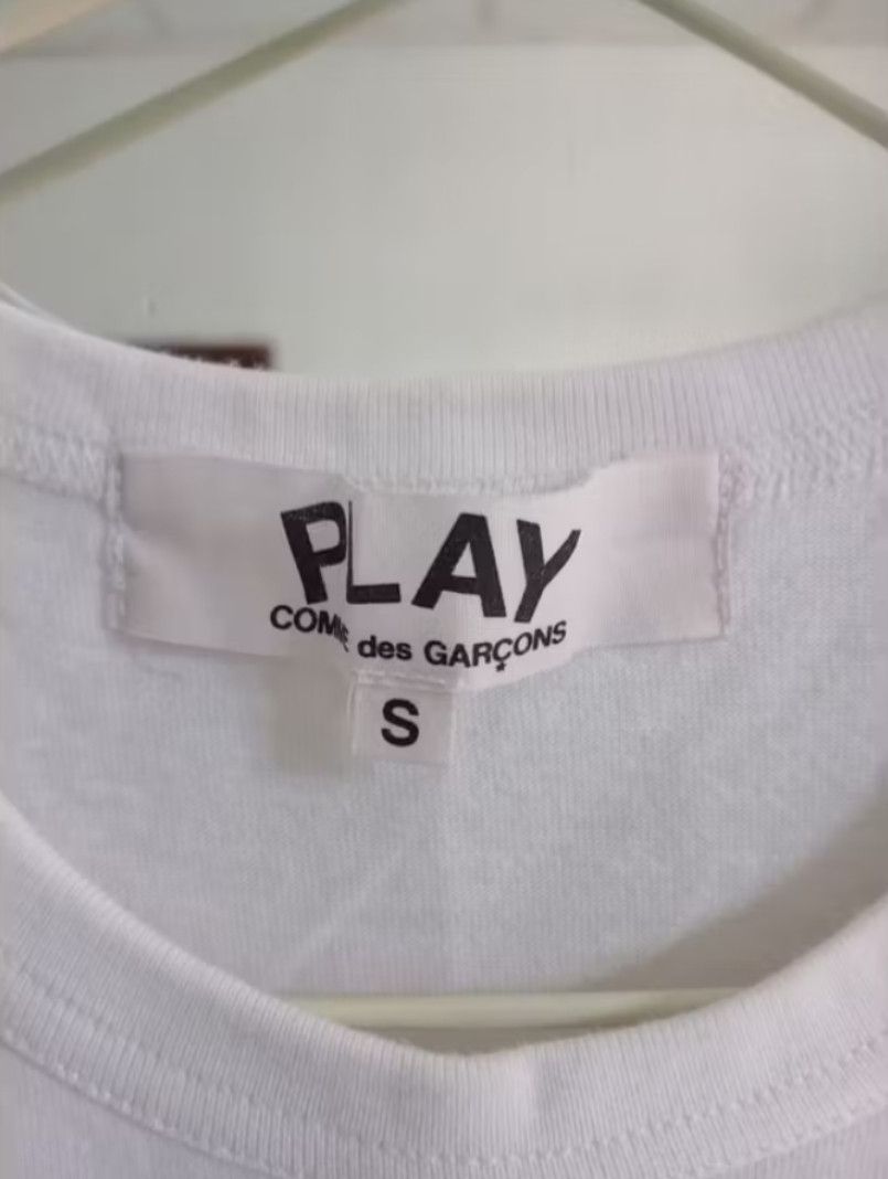Comme des Garcons Comme des Garcons PLAY T-Shirts Size S / US 4 / IT 40 - 4 Thumbnail
