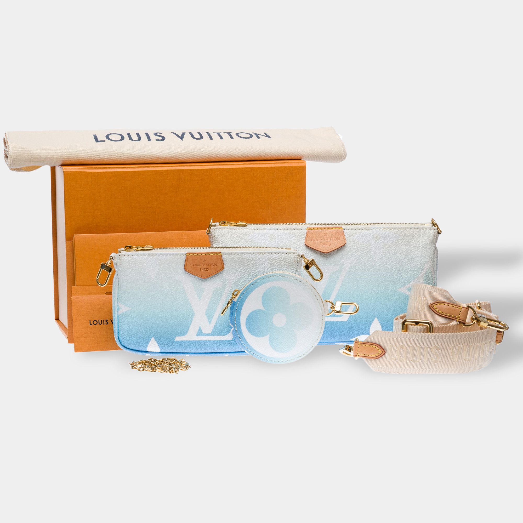 Louis Vuitton LOUIS VUITTON strap bag in Blue Canvas Size ONE SIZE - 1 Thumbnail