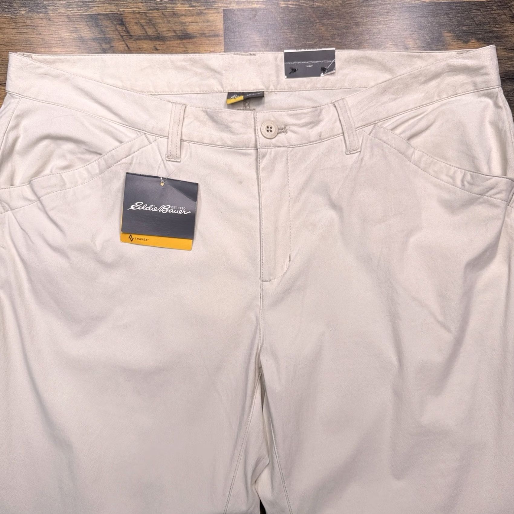 Eddie Bauer Eddie Bauer Travex Pants Womens 16 Tan Mid Rise Stretch New Casual Straight Cargo Hiking Fall Spring Summer Winter Men/Women? Size 38" / US 16 / IT 52 - 2 Thumbnail