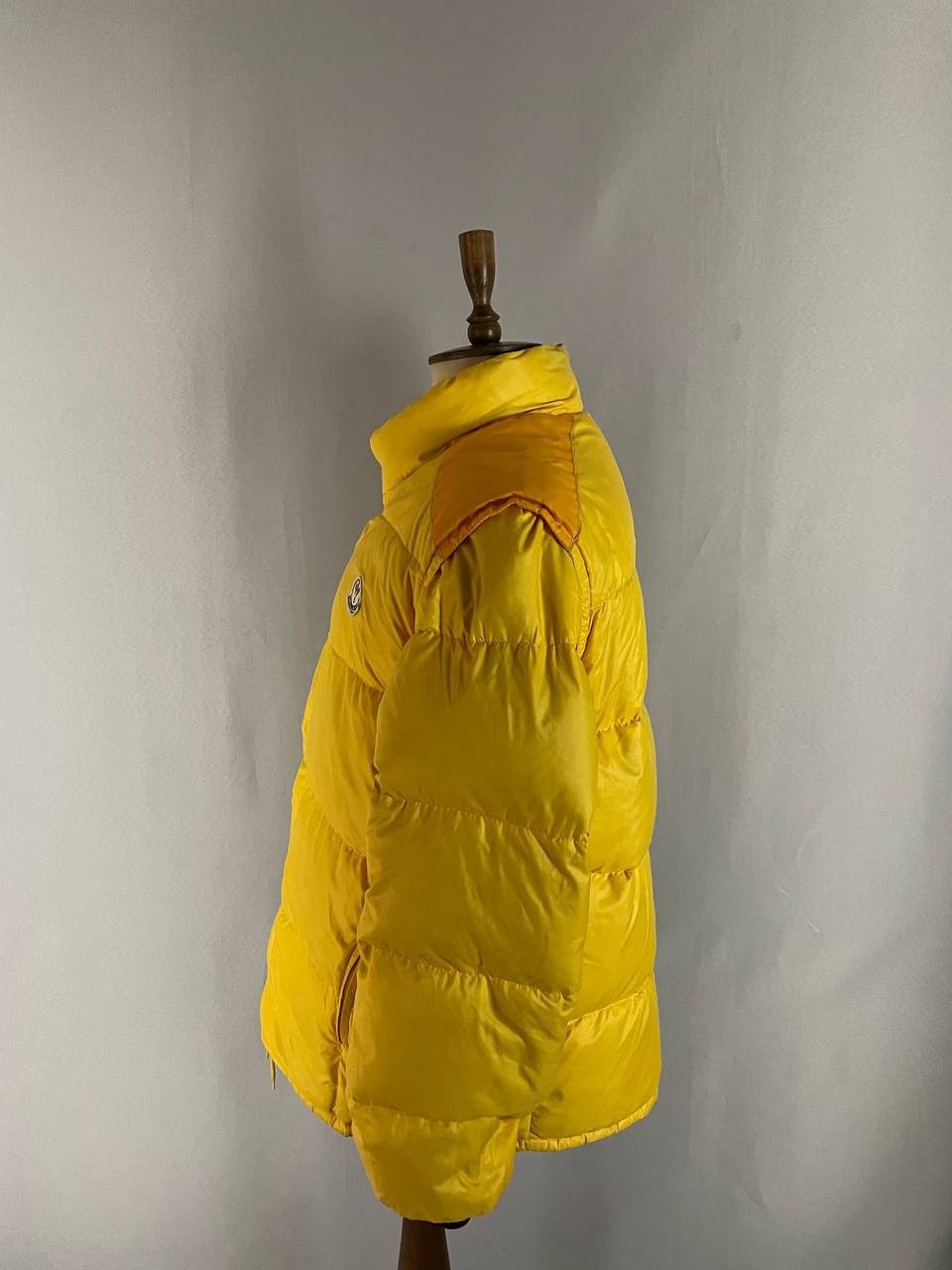 Moncler Moncler Down Jacket Grenoble Yellow Vintage 1990s Size US XL / EU 56 / 4 - 4 Thumbnail