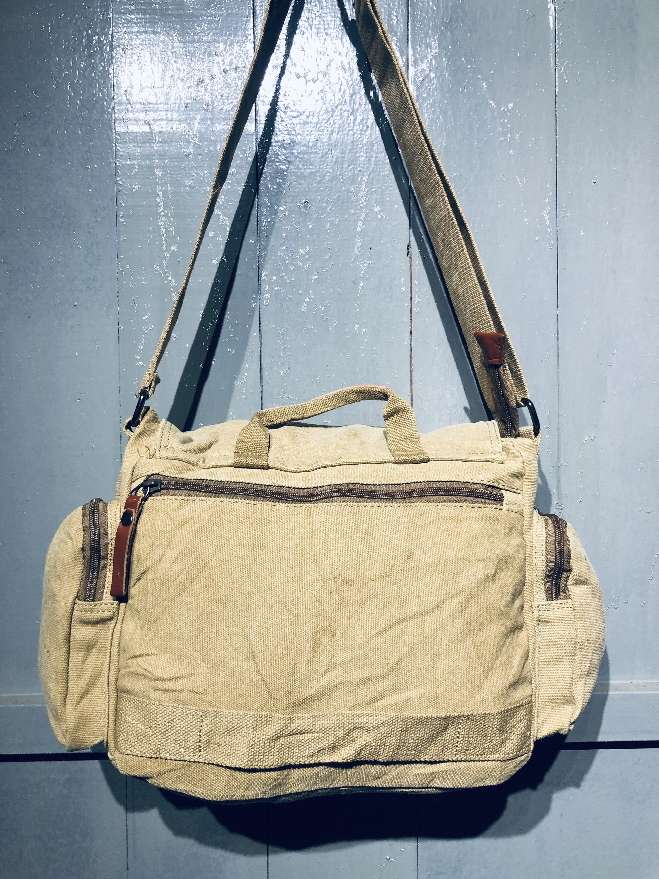 Japanese Brand Japanese Khaki Messenger Bag Size ONE SIZE - 10 Thumbnail