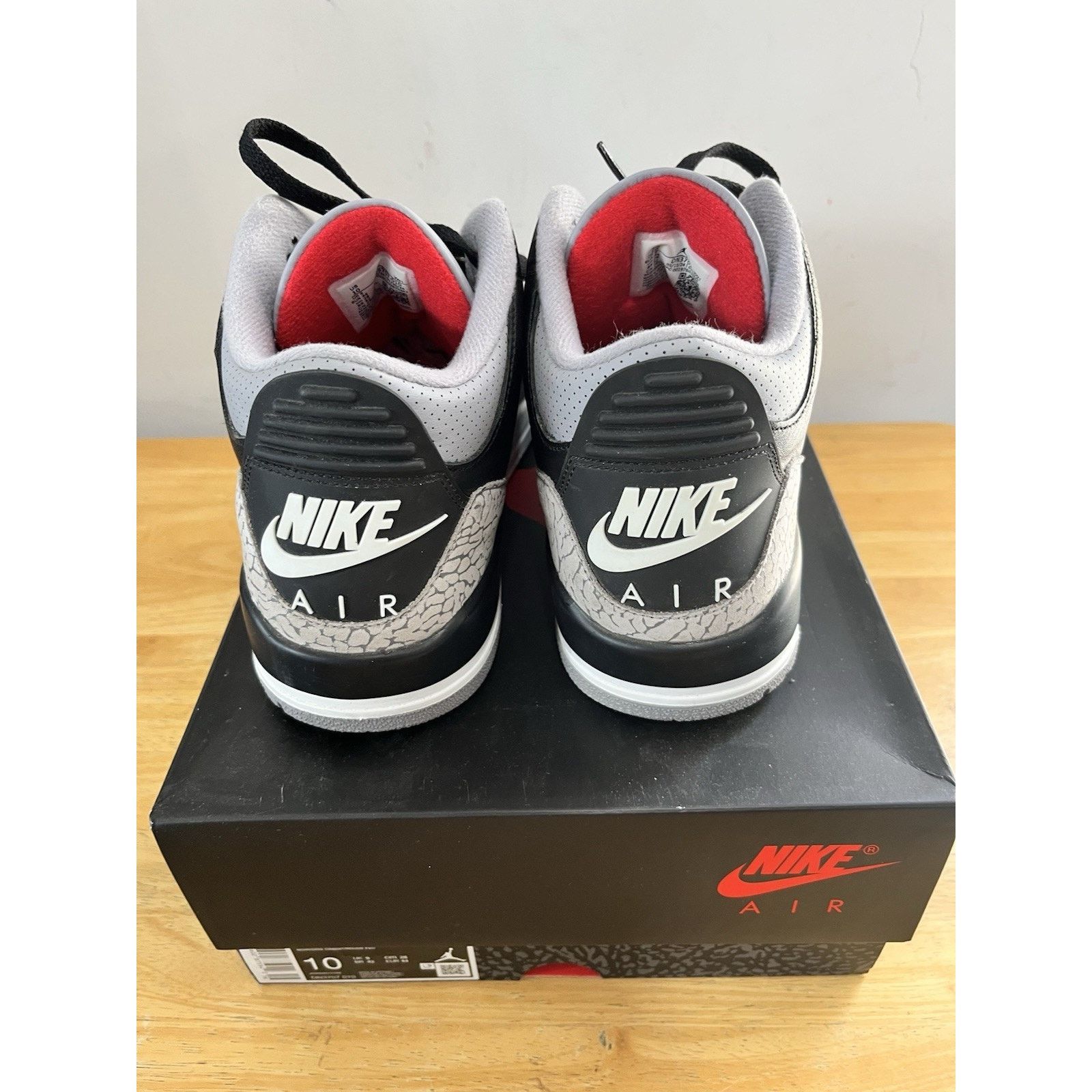 Jordan Brand Size 10 - Air Jordan 3 Retro OG 2024 Black Cement Size US 10 / EU 43 - 3 Thumbnail