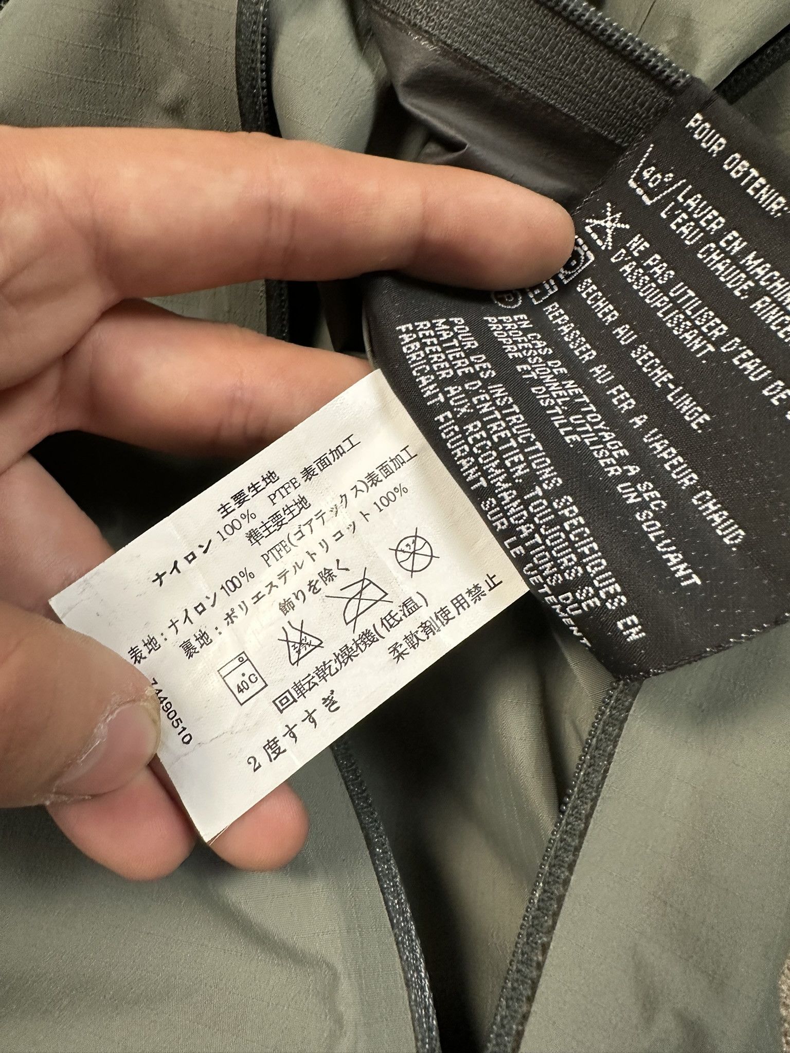 Arc'teryx Rare 00s Arc'teryx Green Gore-tex Shell Jacket Vintage Size US L / EU 52-54 / 3 - 11 Thumbnail
