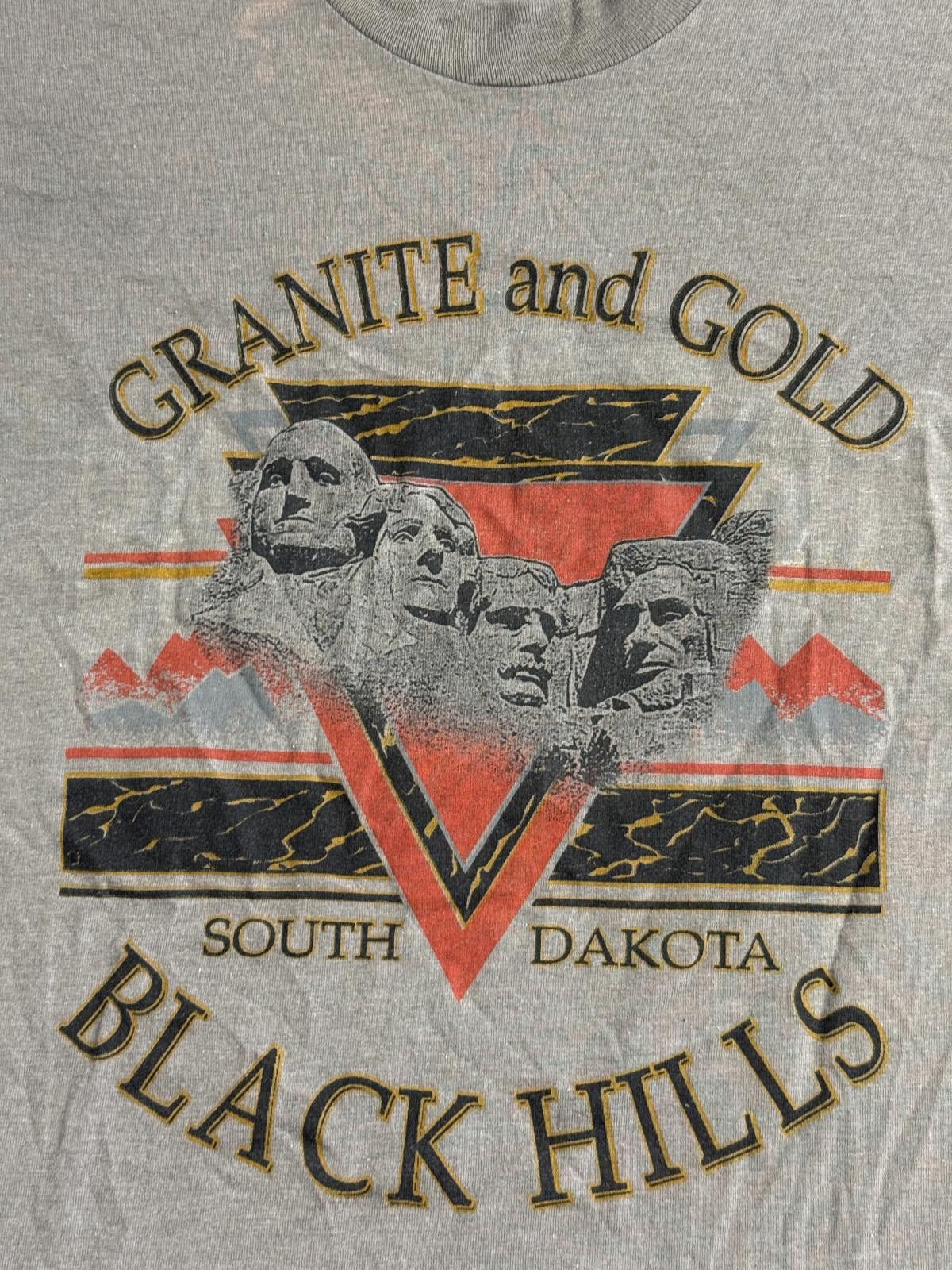 Other Best Regards Los Angeles T-shirt Black Hills Mt Rushmore Tee Size US L / EU 52-54 / 3 - 2 Thumbnail