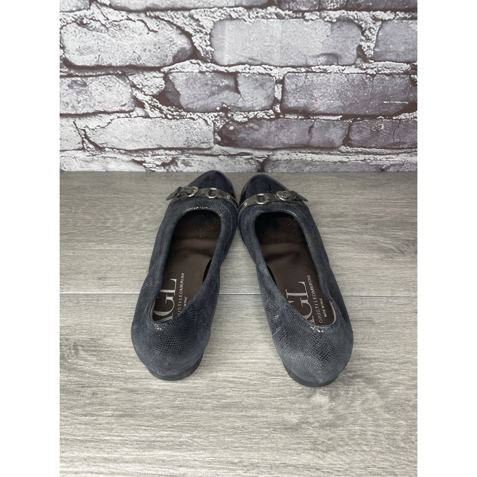 AGLINI AGL Blue Leather Shimmer Cap Toe Ballet Flats Women Sz 37EU/ Size US 6.5 / IT 36.5 - 10 Thumbnail
