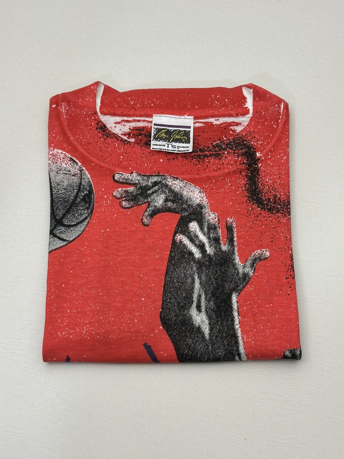 Jordan Brand Vintage 90s Michael Jordan Chicago Bulls AOP MagicJohnsonT’s Size US L / EU 52-54 / 3 - 17 Thumbnail