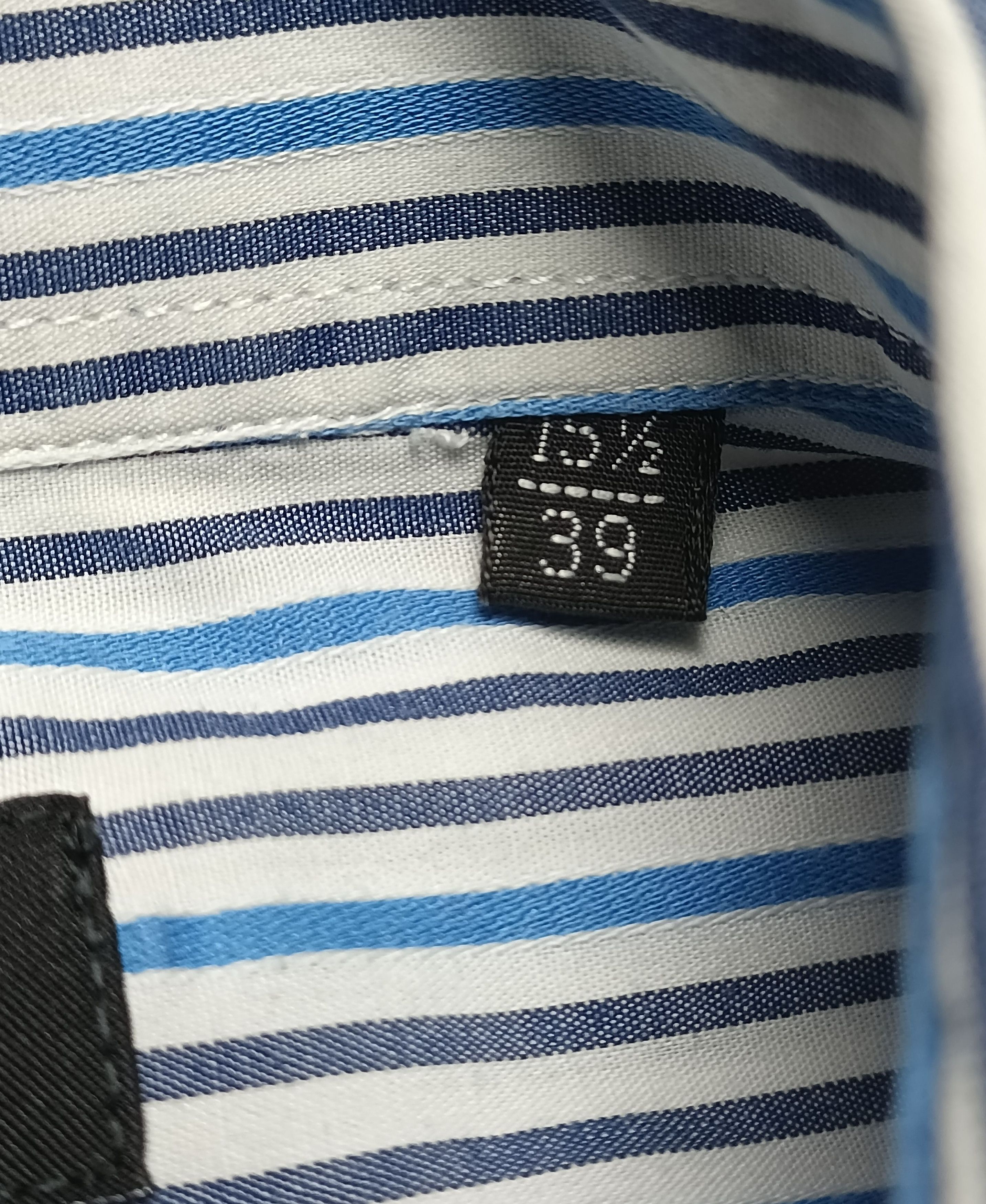Valentino Valentino Interfit Striped Button Down Shirt Size 15.5 /39 Size US M / EU 48-50 / 2 - 7 Thumbnail