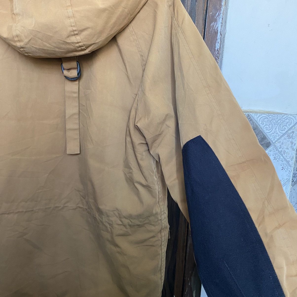Carhartt Carhartt WIP Trapper Parka in a Hamilton Brown color Size US M / EU 48-50 / 2 - 9 Thumbnail