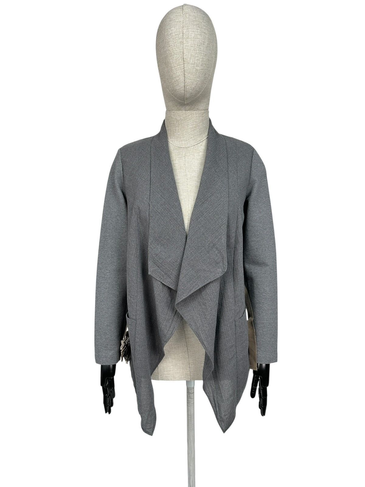 Brunello Cucinelli BRUNELLO CUCINELLI Draped Gray Wool Jacket Flower Belt Sz 40 Size S / US 4 / IT 40 - 4 Thumbnail