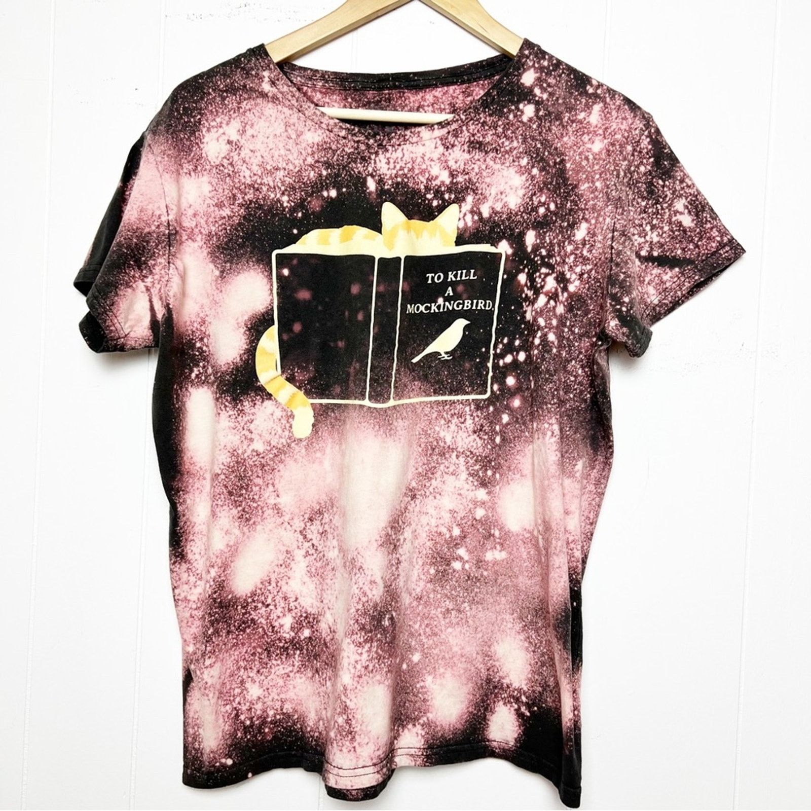 Handmade Marble Tie Dye To Kill A Mockingbird Graphic Tee Women L Size L / US 10 / IT 46 - 1 Thumbnail