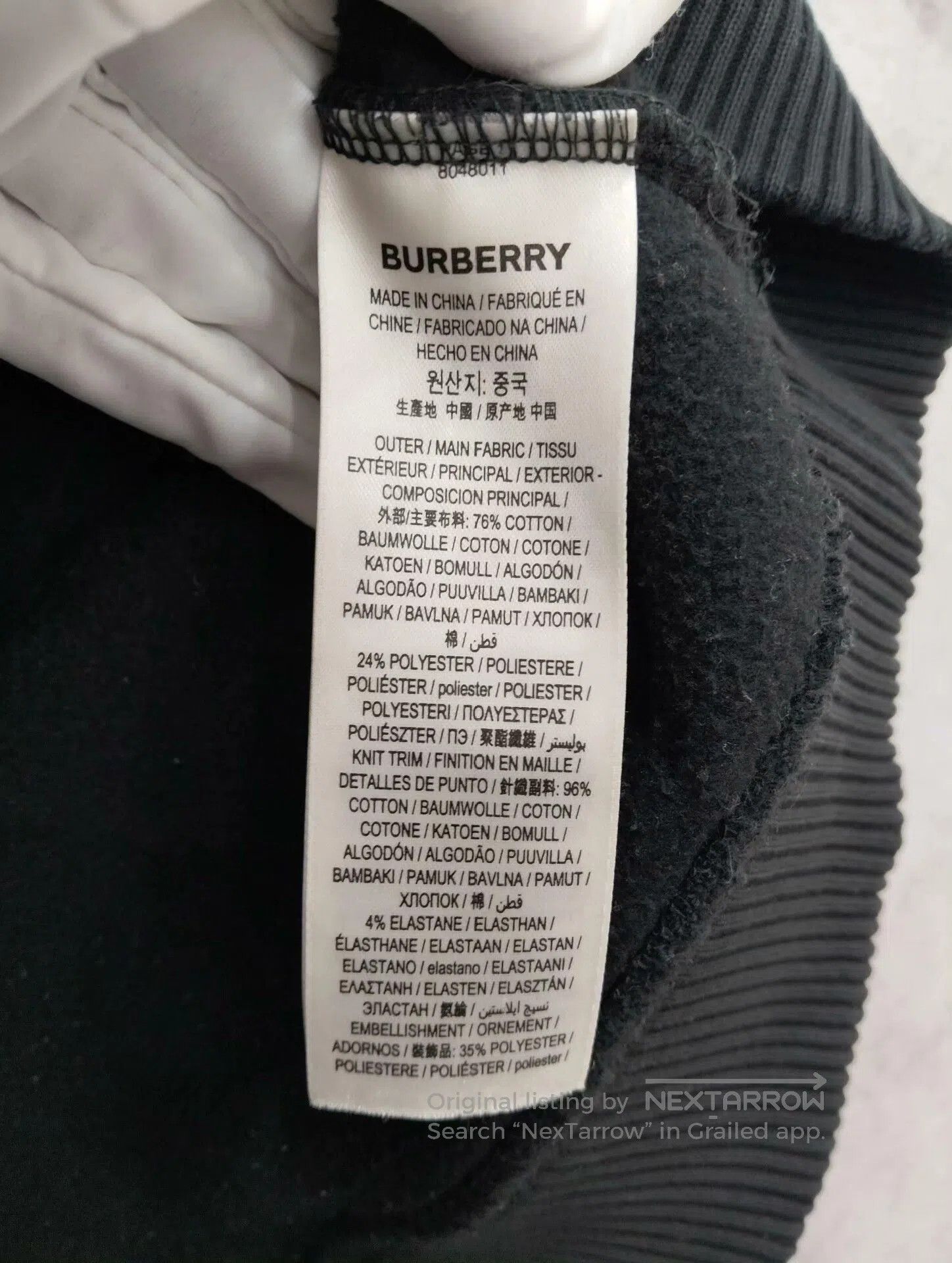 Burberry burberry black sweatshirt with logo patch. Size US M / EU 48-50 / 2 - 6 Thumbnail