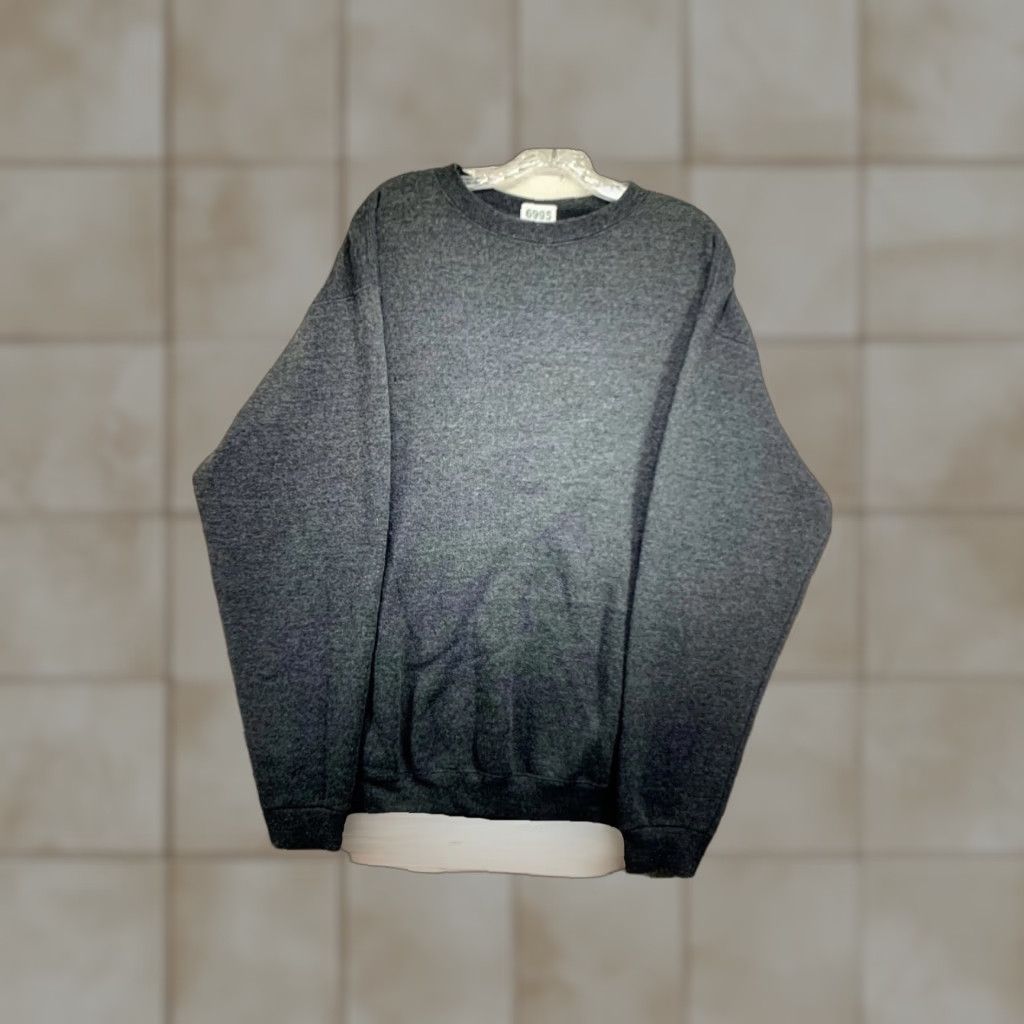 Vintage VINTAGE Pluma Sweatshirt Crewneck Mens XL Dark Gray Short Description: plain, solid pattern Size US XL / EU 56 / 4 - 1 Thumbnail