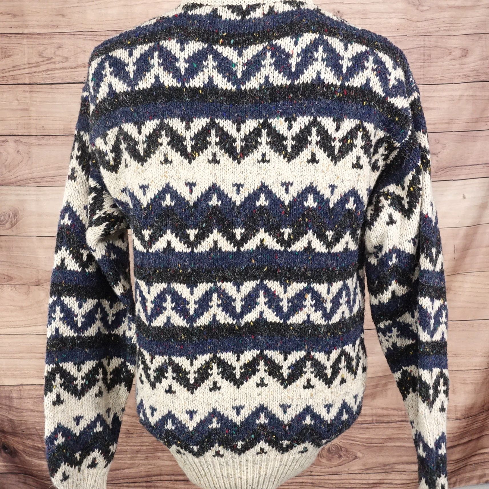 Vintage Vintage Peter England Wool Blend Argyle Mock Neck Sweater Pullover Mens Size M Size US M / EU 48-50 / 2 - 4 Thumbnail