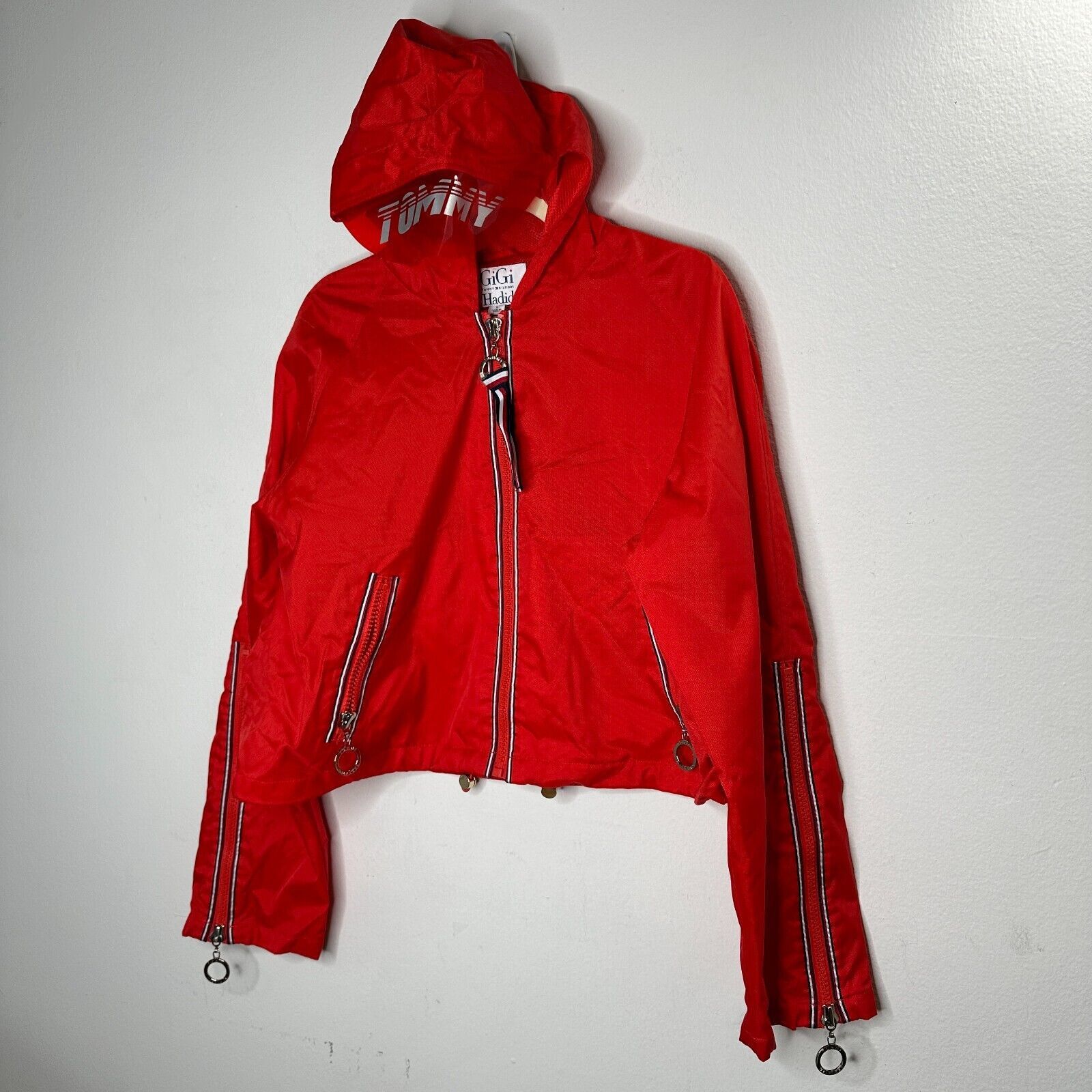 Tommy Hilfiger Tommy X Gigi Hadad Visor Red Jacket Front Zip Mesh Lining SM Size S / US 4 / IT 40 - 2 Thumbnail