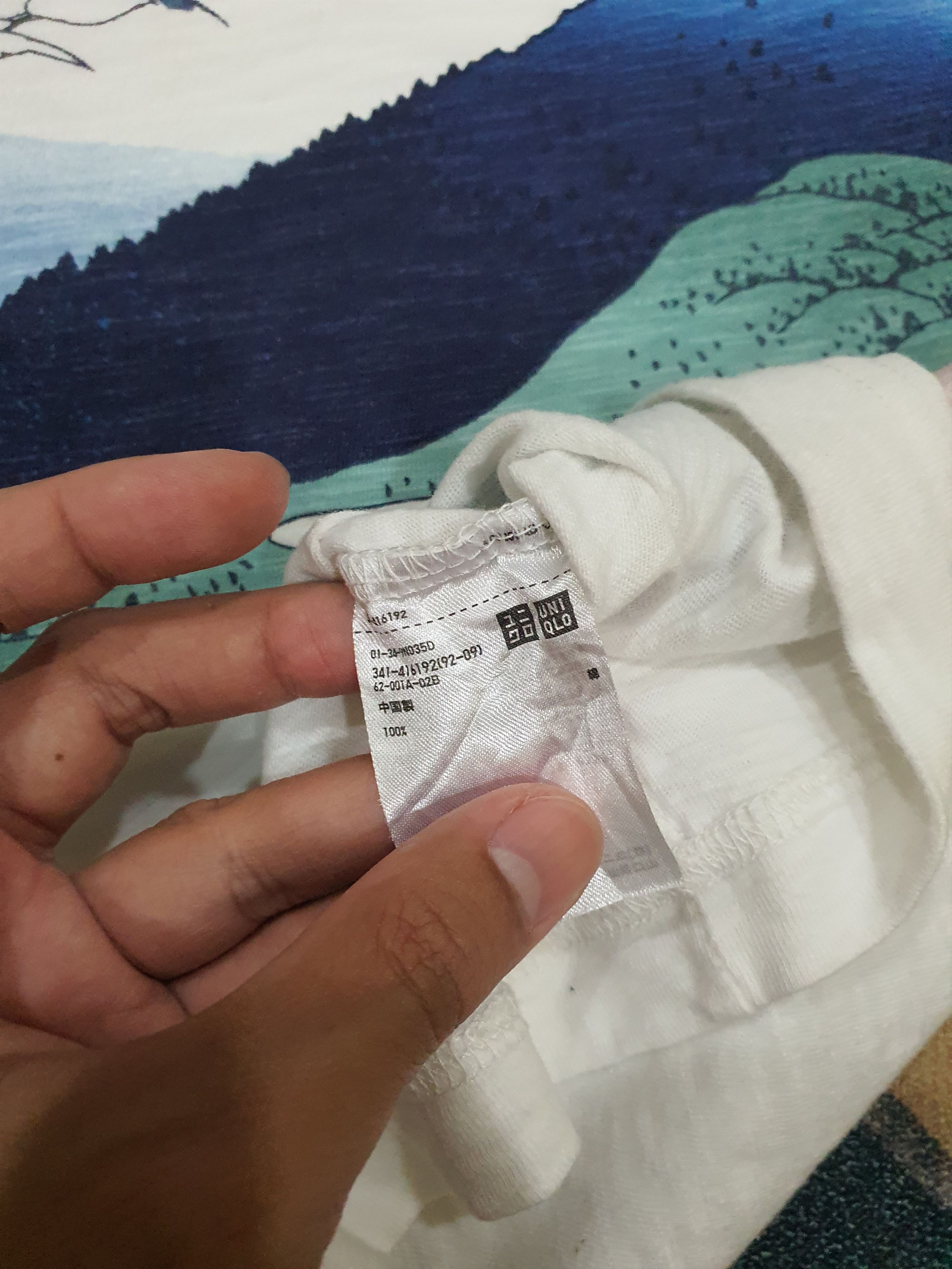 Japanese Brand Uniqlo UT t-shirt Hokusai-themed collections Size US M / EU 48-50 / 2 - 5 Thumbnail