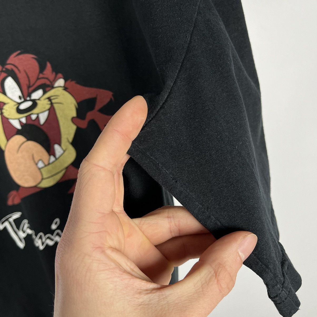 Vintage Vintage Looney Tunes Tazmanian Devil Taz cartoon T Shirt 00s Size US M / EU 48-50 / 2 - 7 Thumbnail